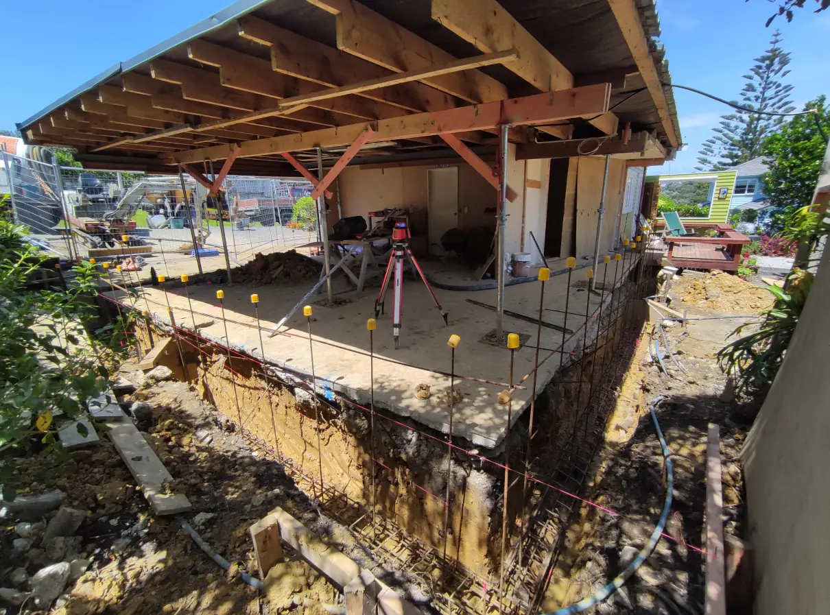 Stanmore Bay地基更换修复裂缝墙体