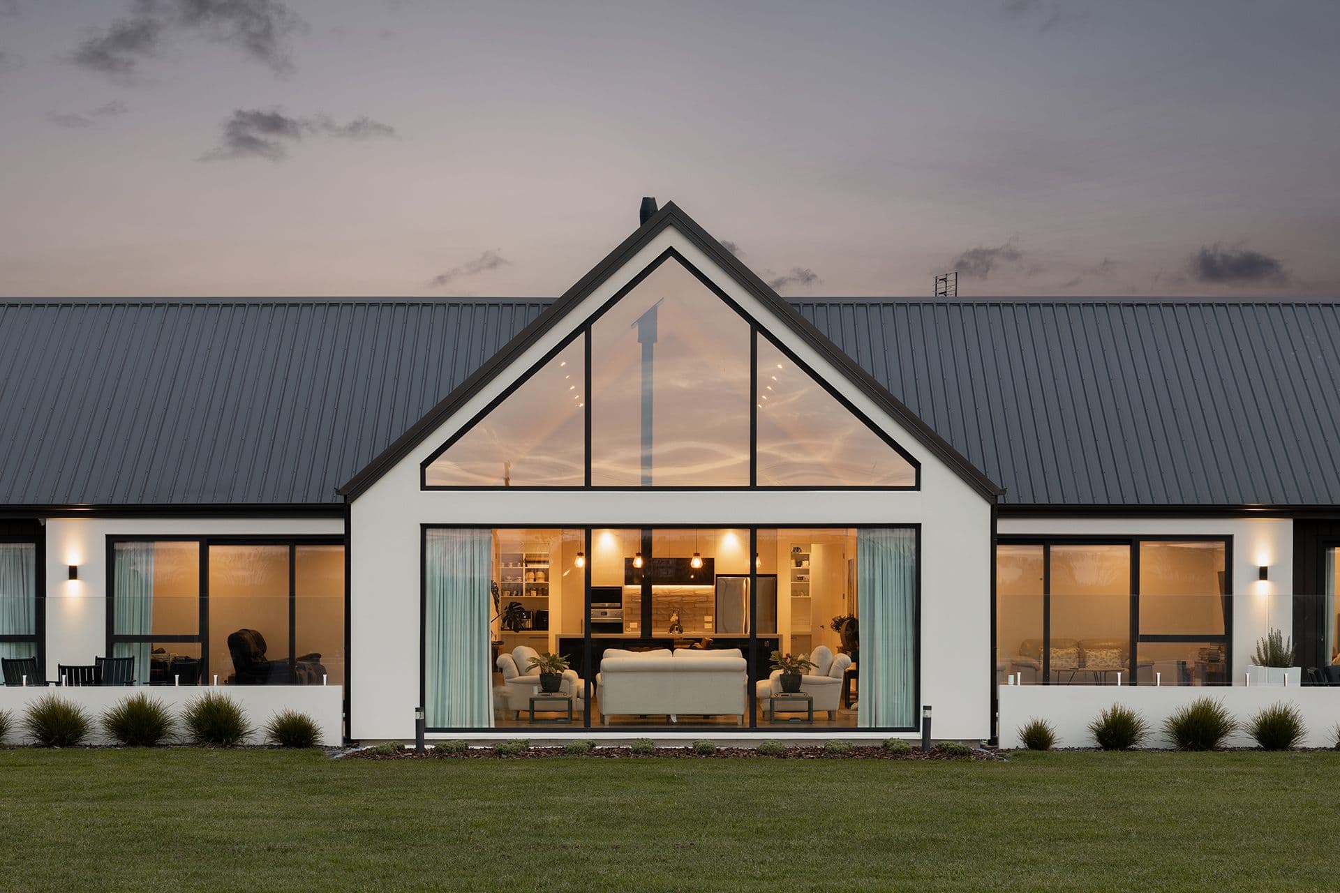 Canterbury Farmstead Landmark Residence Saunders