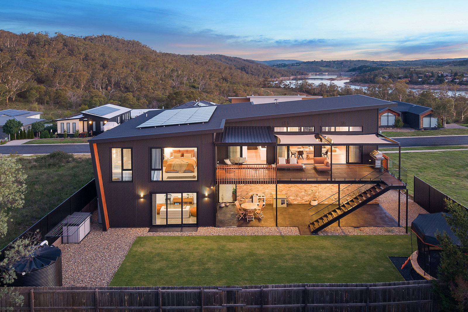 Nhà mới phong cách công nghiệp hiện đại tại East Jindabyne
