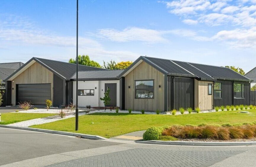 Halswell 5 Bedroom 3 Bathroom Standalone House 236.8 sqm
