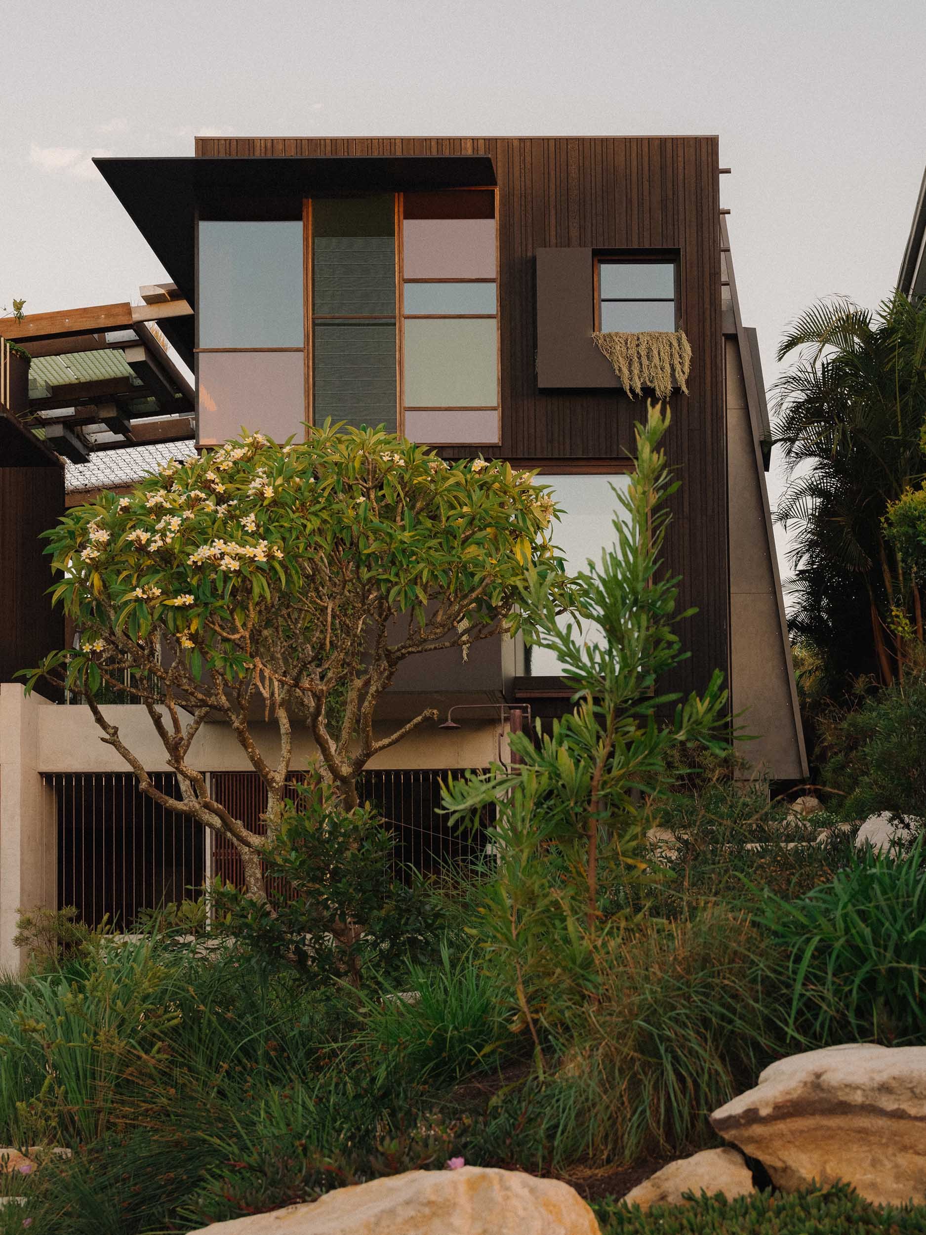 Holocene House: Manly Climate Positive House