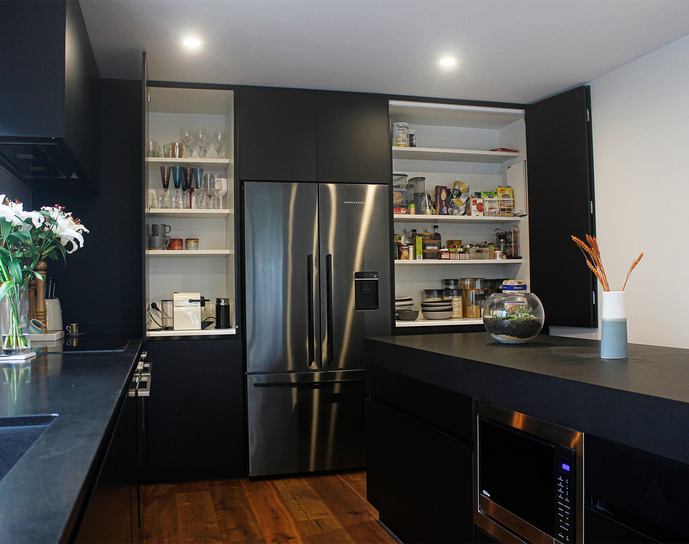 Titirangi Black Kitchen Renovation