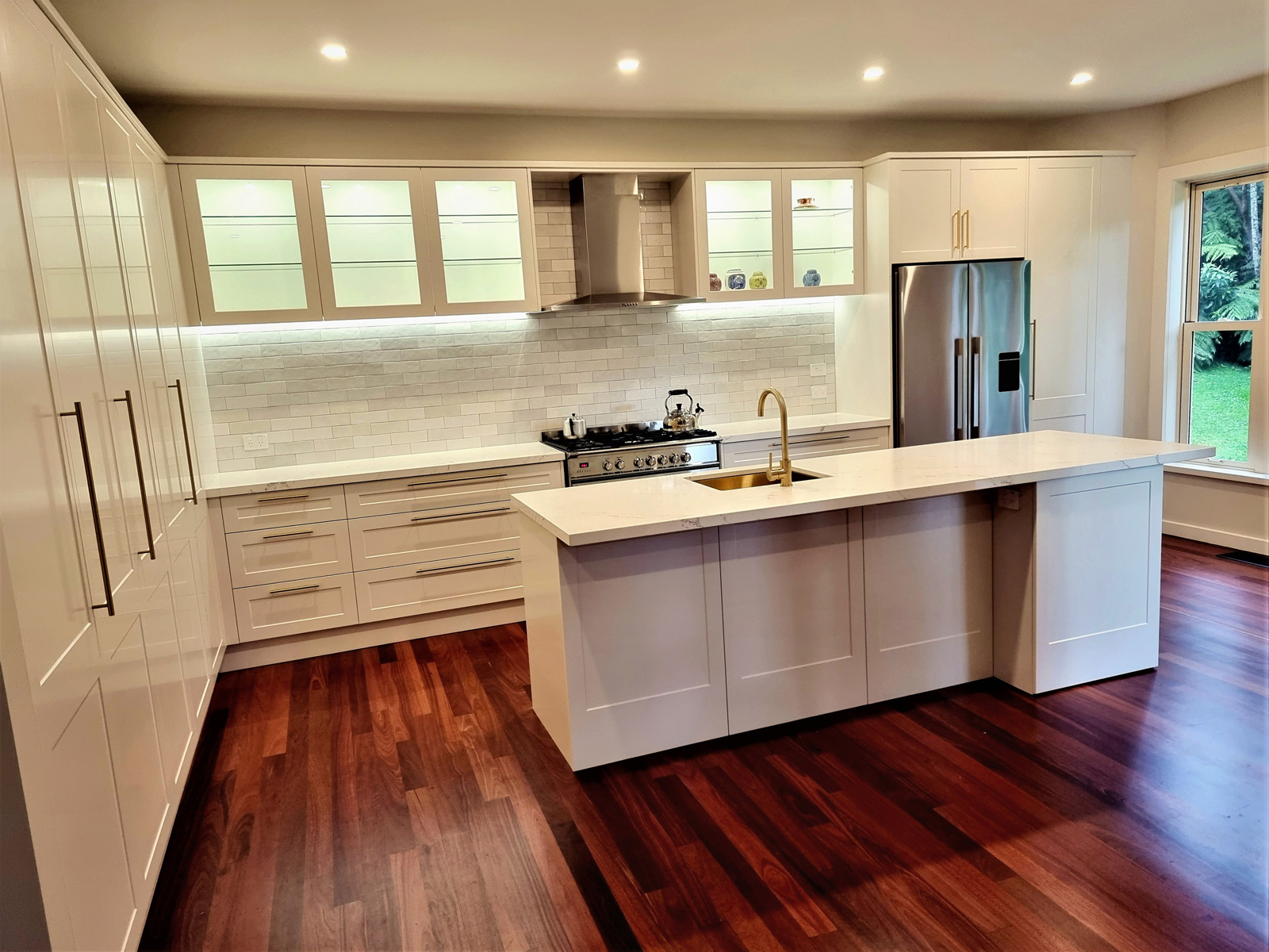 Titirangi Black Kitchen Renovation