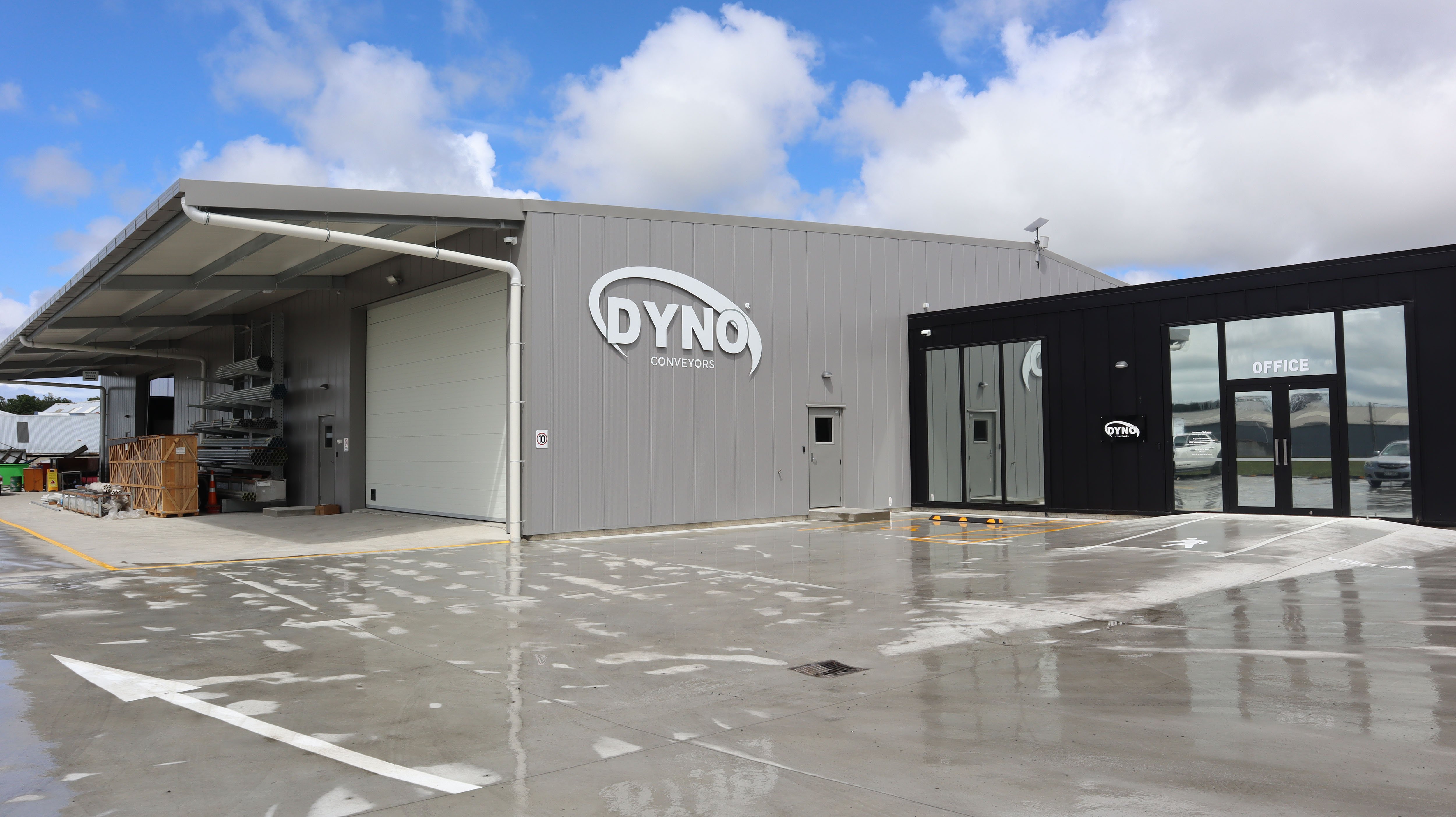 Dyno Conveyors 制造仓库