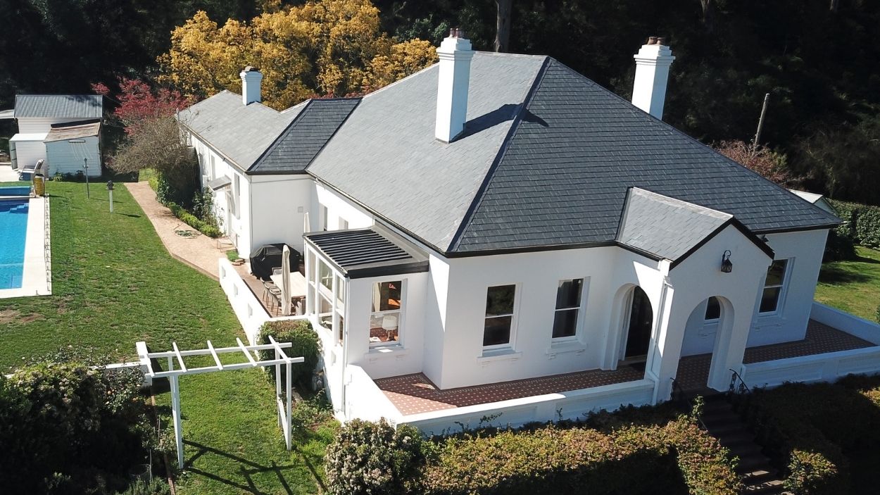 Cải tạo mái nhà nghỉ dưỡng gia đình tại Bowral bằng ngói đá Glendyne Canada