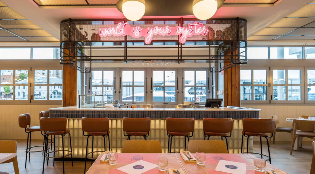 مشروع الأثاث المخصص لمطعم وحانة Hobart Franklin Wharf