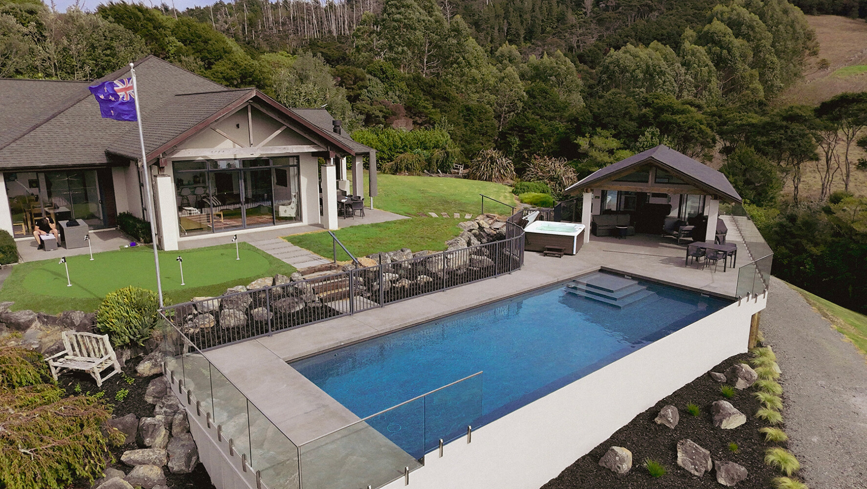 Clevedon Pool House and Pool Construction