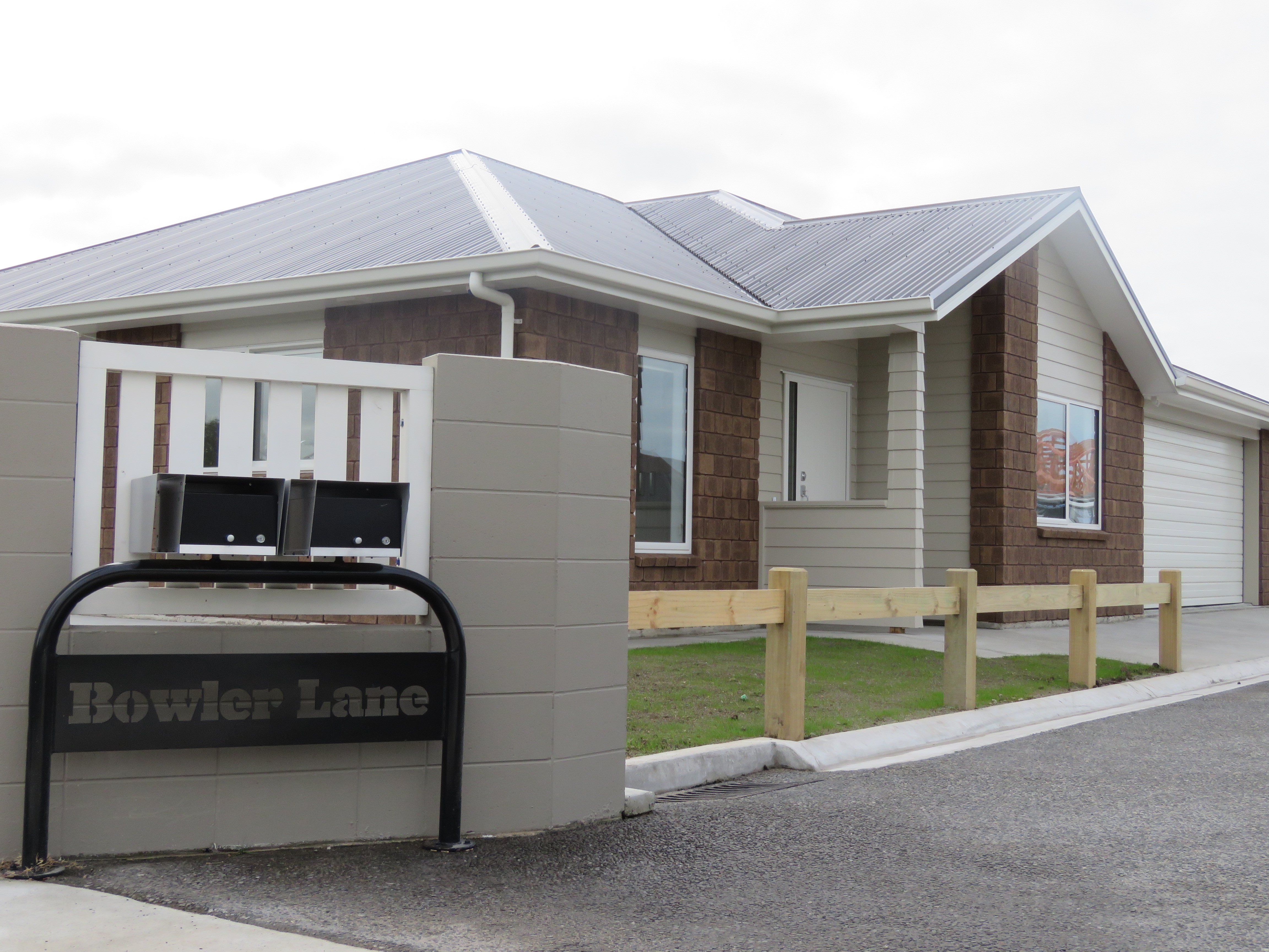 Bowler Lane Five-Unit Terrace New Houses