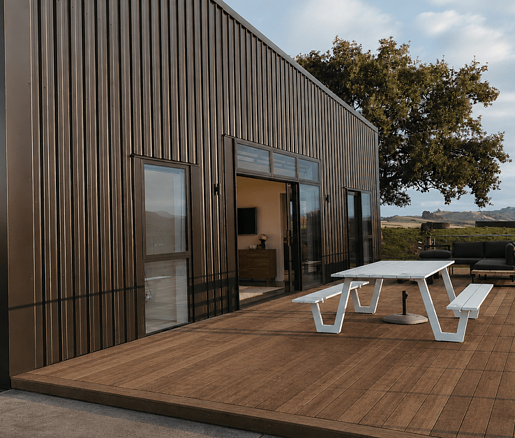 Otorohanga Modern Columned Shed Residence