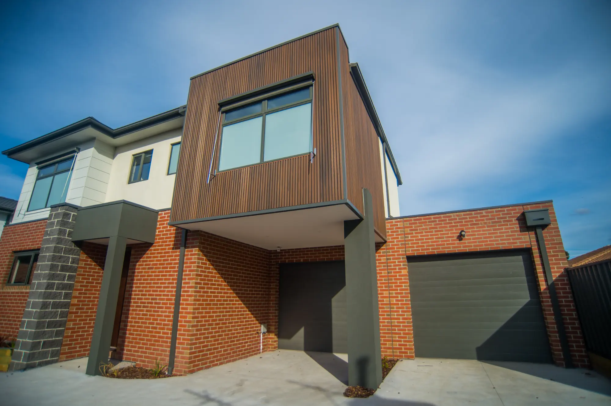 Maude Ave 3 Townhouse 2 Tầng
