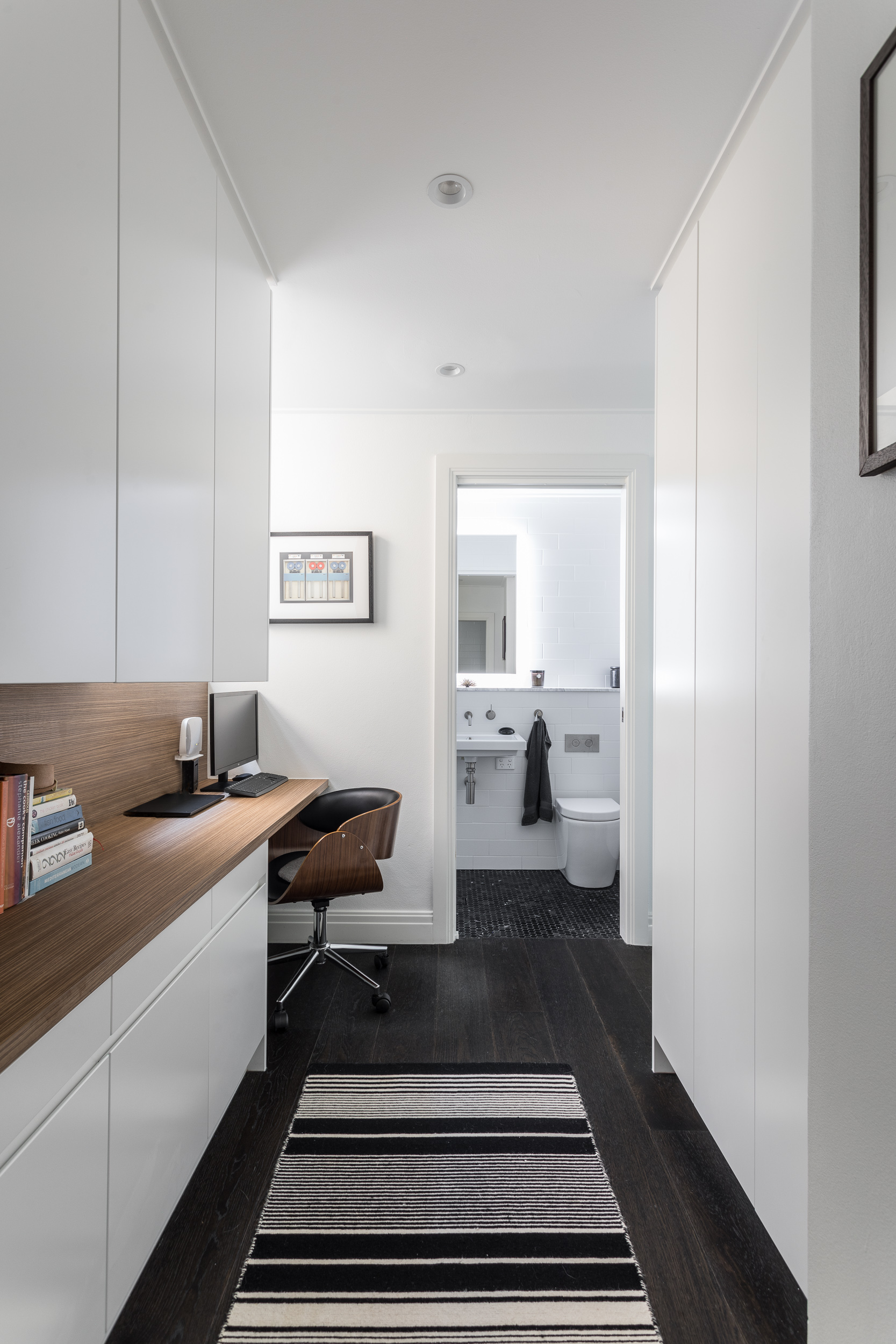 Complete Renovation of an Art Deco Style Apartment in Elizabeth Bay