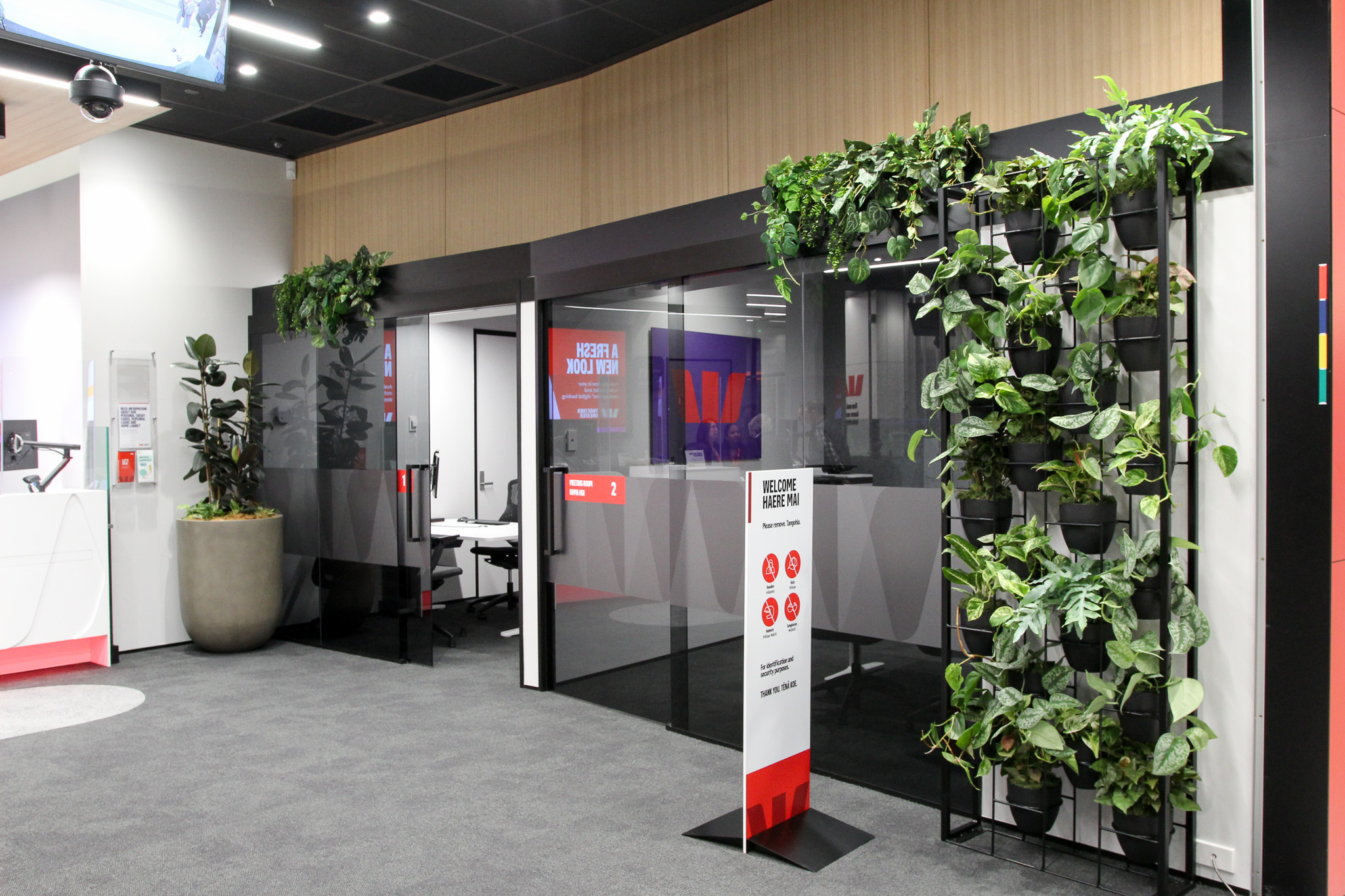 Westpac Henderson Partition Works