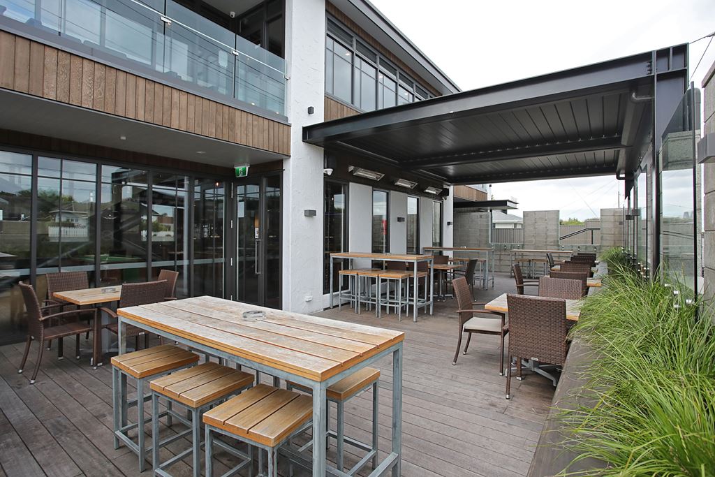 Waikiwi Tavern and Foundry Restaurant