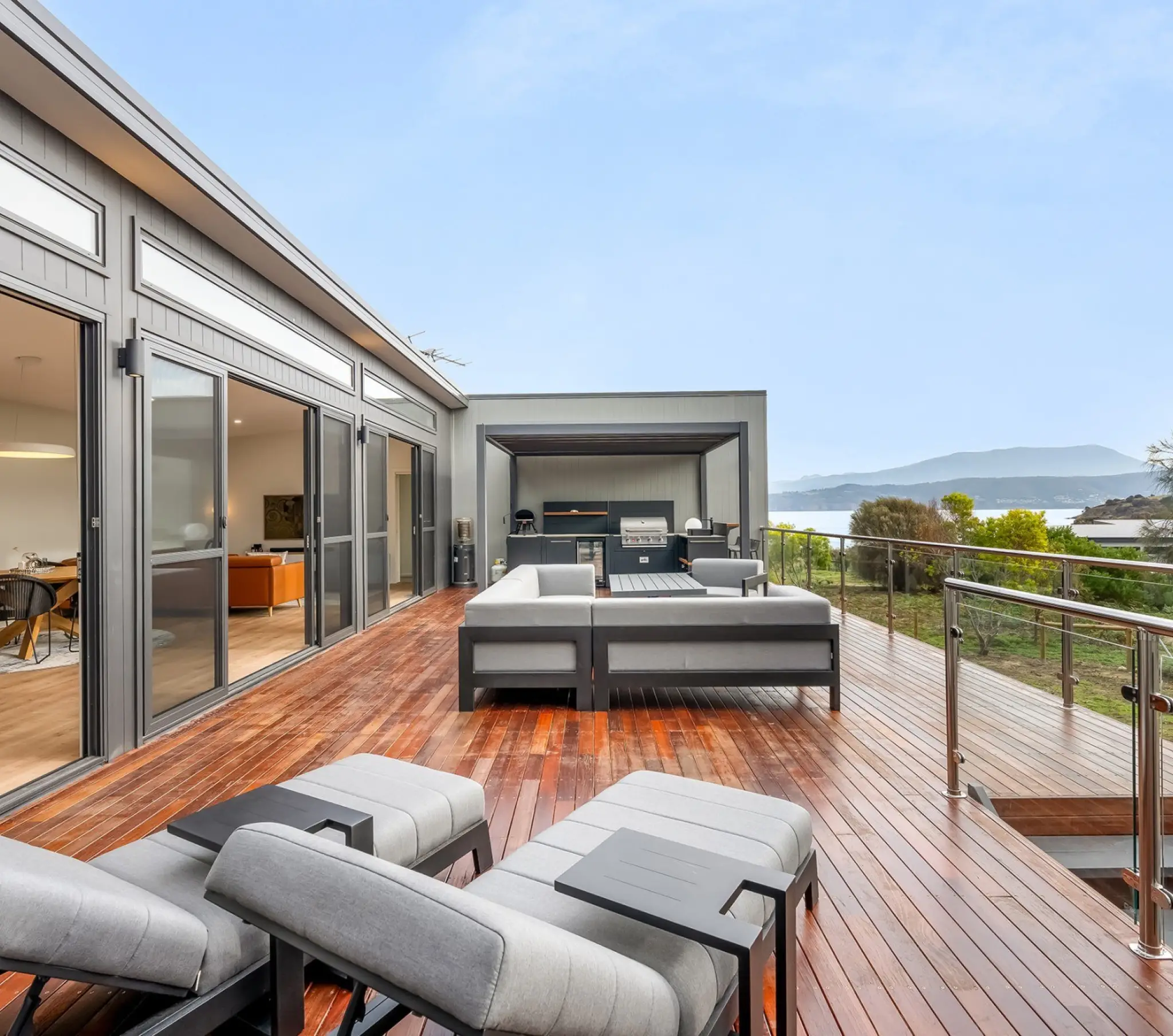 Opossum Bay Waterfront Masterpiece: Zen Design Upgraded Edition