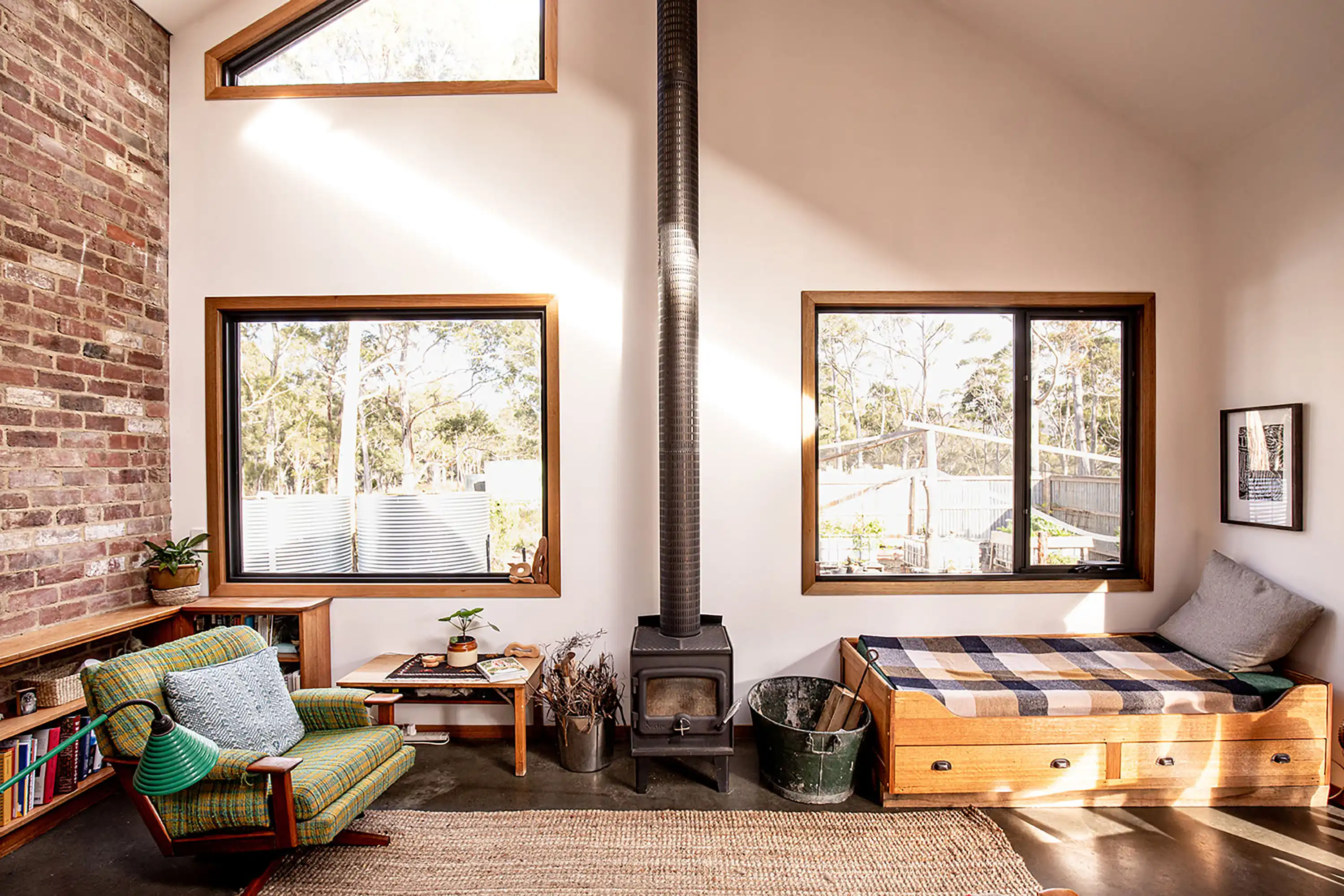 Leslie Vale Nhà Bền Vững Corrugated Cabin
