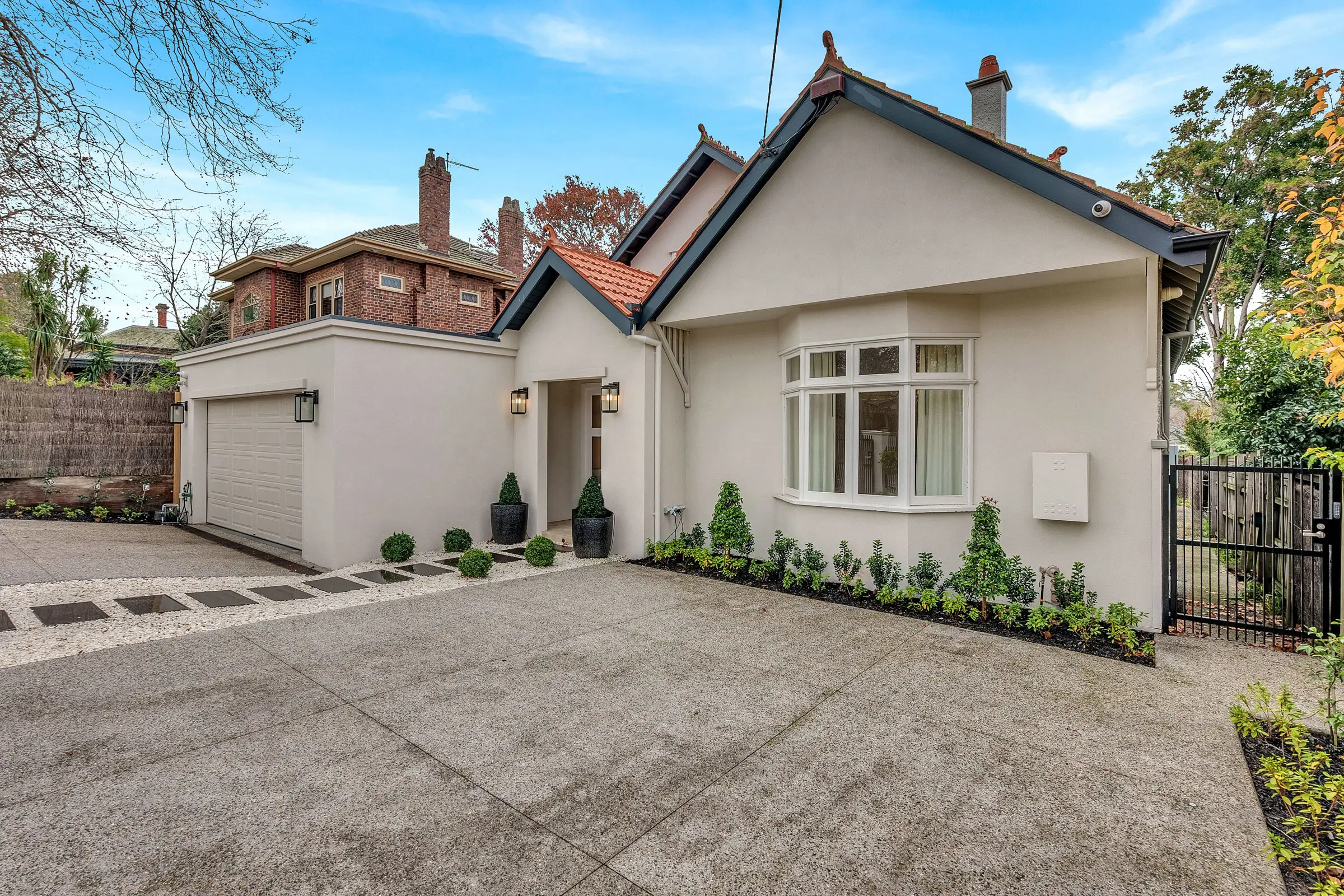 Canterbury - Cải tạo và mở rộng mặt tiền nhà ở phong cách Edwardian