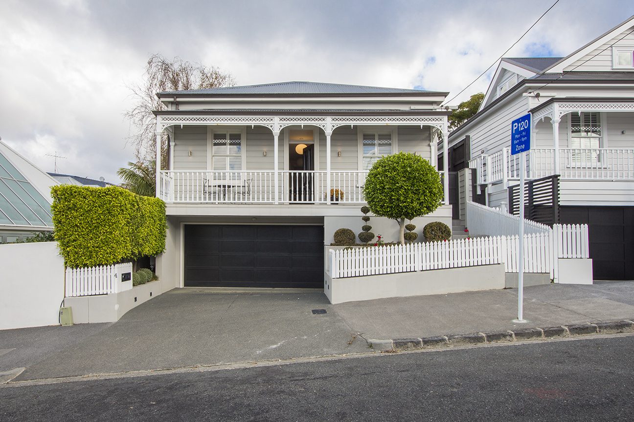 St Marys Bay Century Villa Extension and Renovation