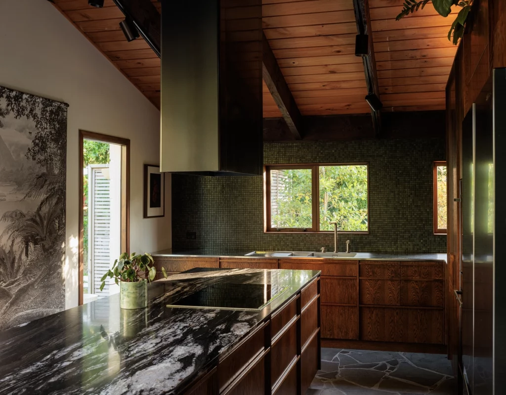Waiwhetū Residential Comprehensive Renovation and Rebuild