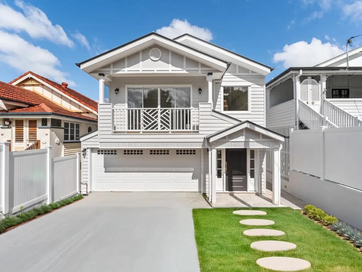 Bunya House：Greenslopes汉普顿风格定制住宅