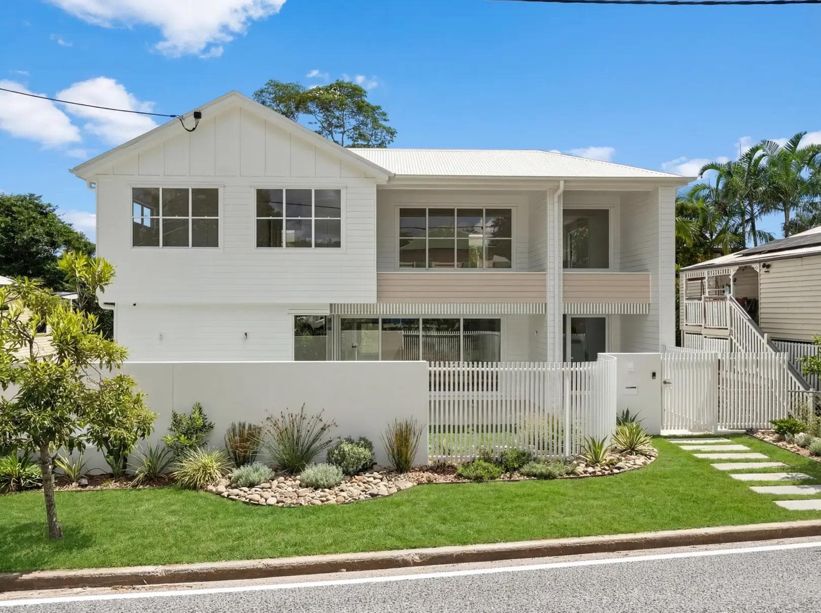 Kemble House：Clayfield 现代定制住宅