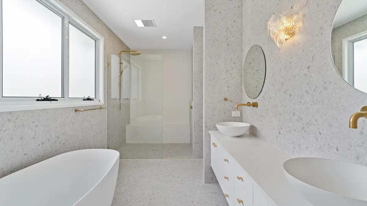 Grassdale House: Belmont Custom Residence