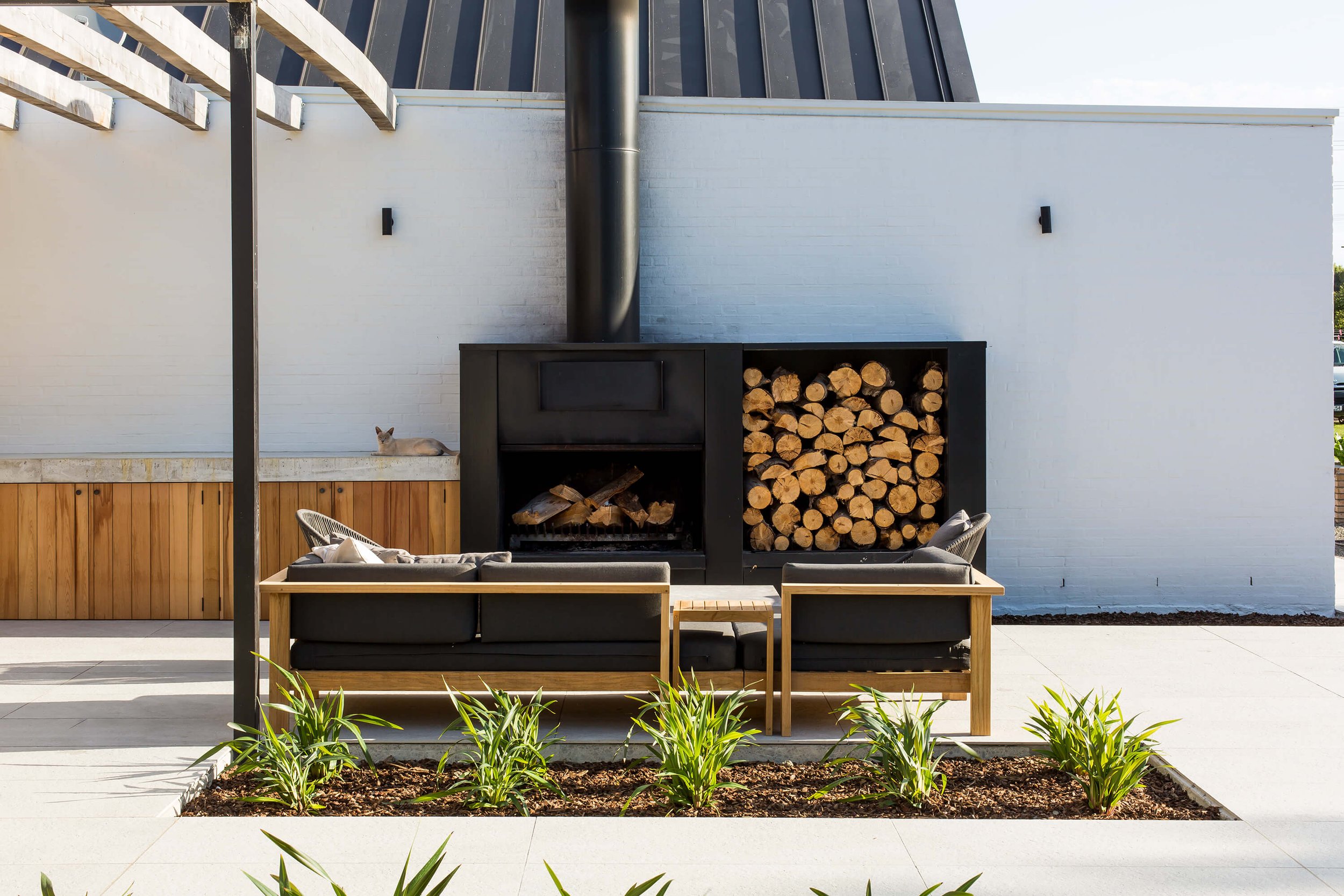 Ryan House: Springlands Modern Gable Residence