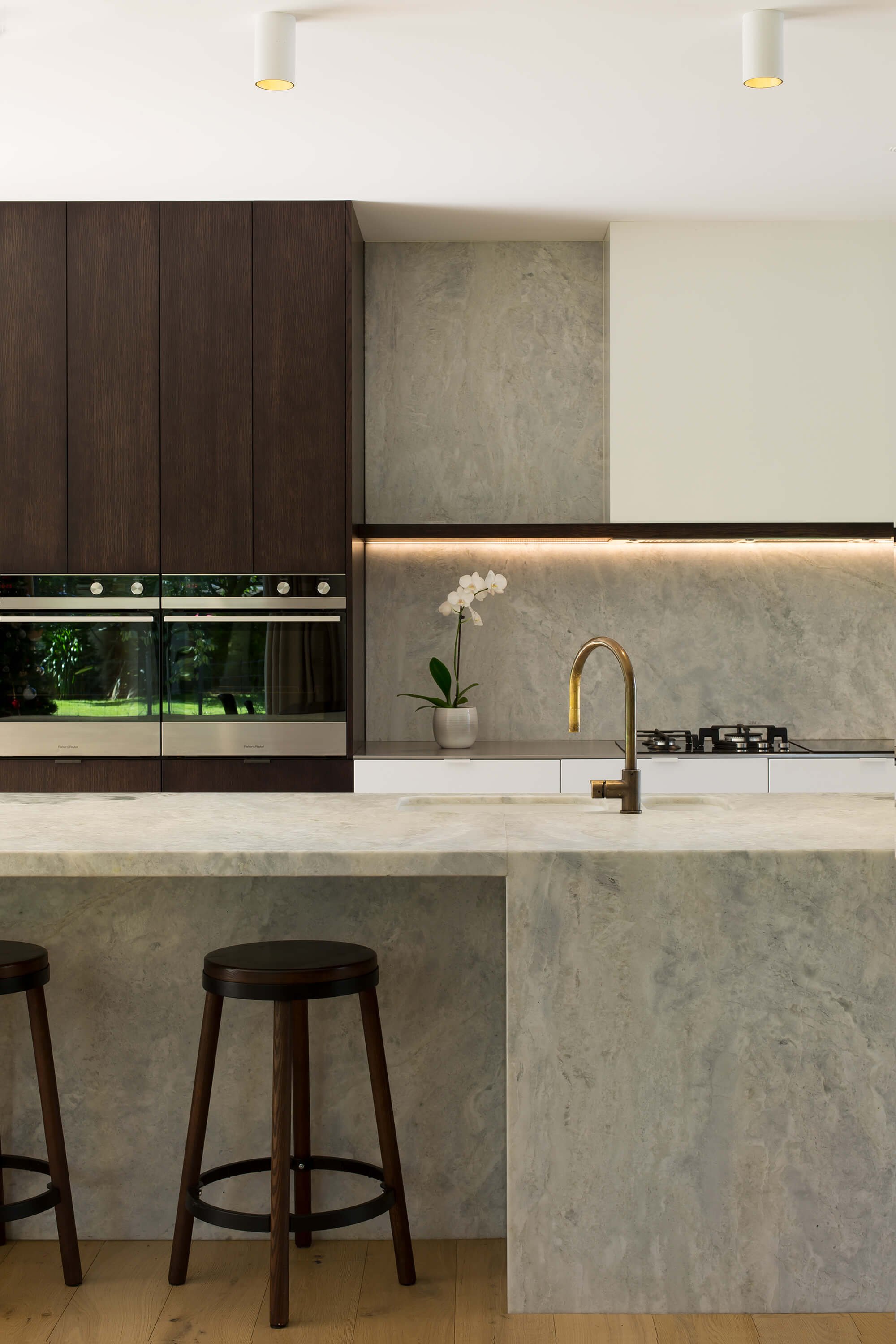 Ryan House: Springlands Modern Gable Residence