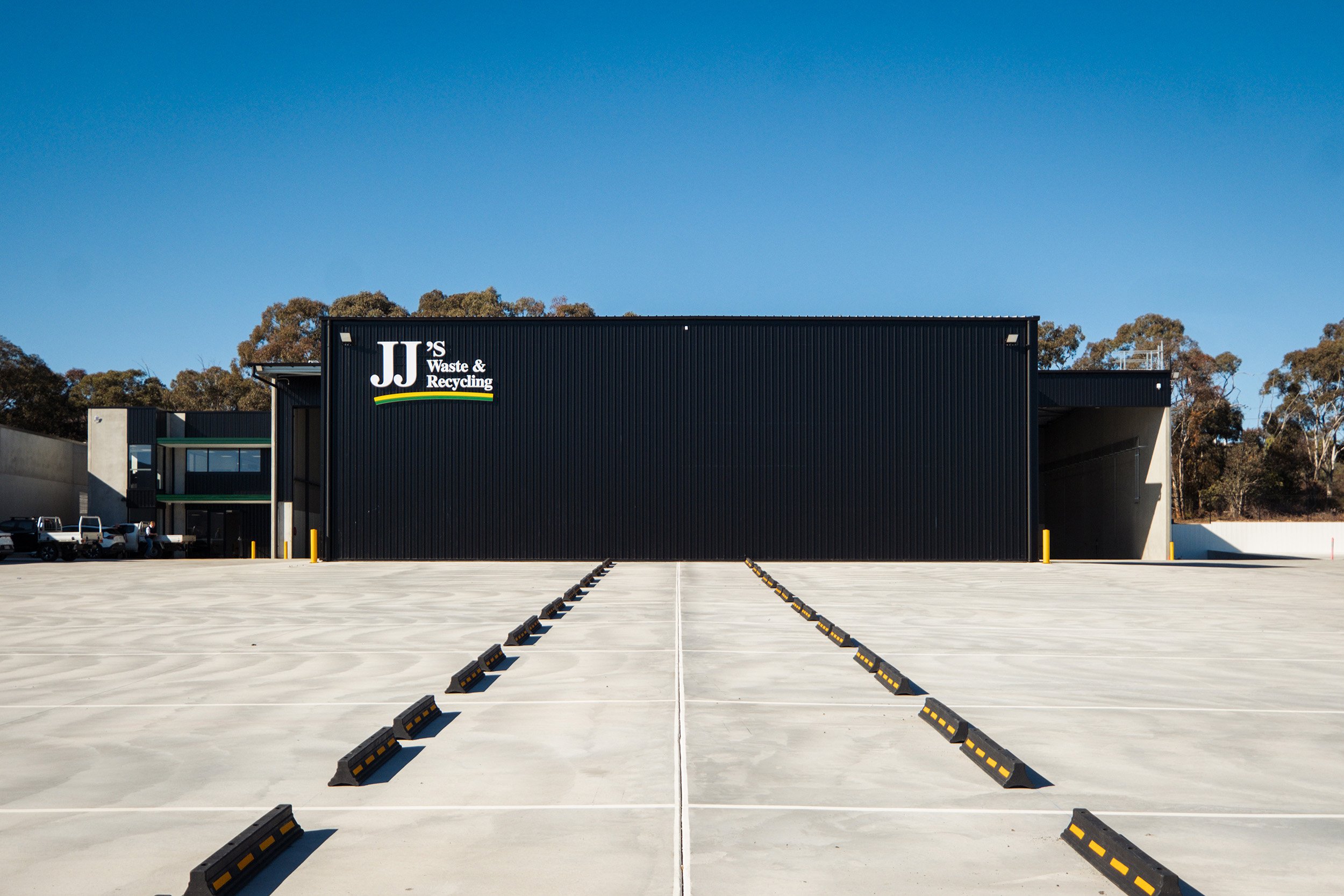 JJ Richards Hume Operations Base