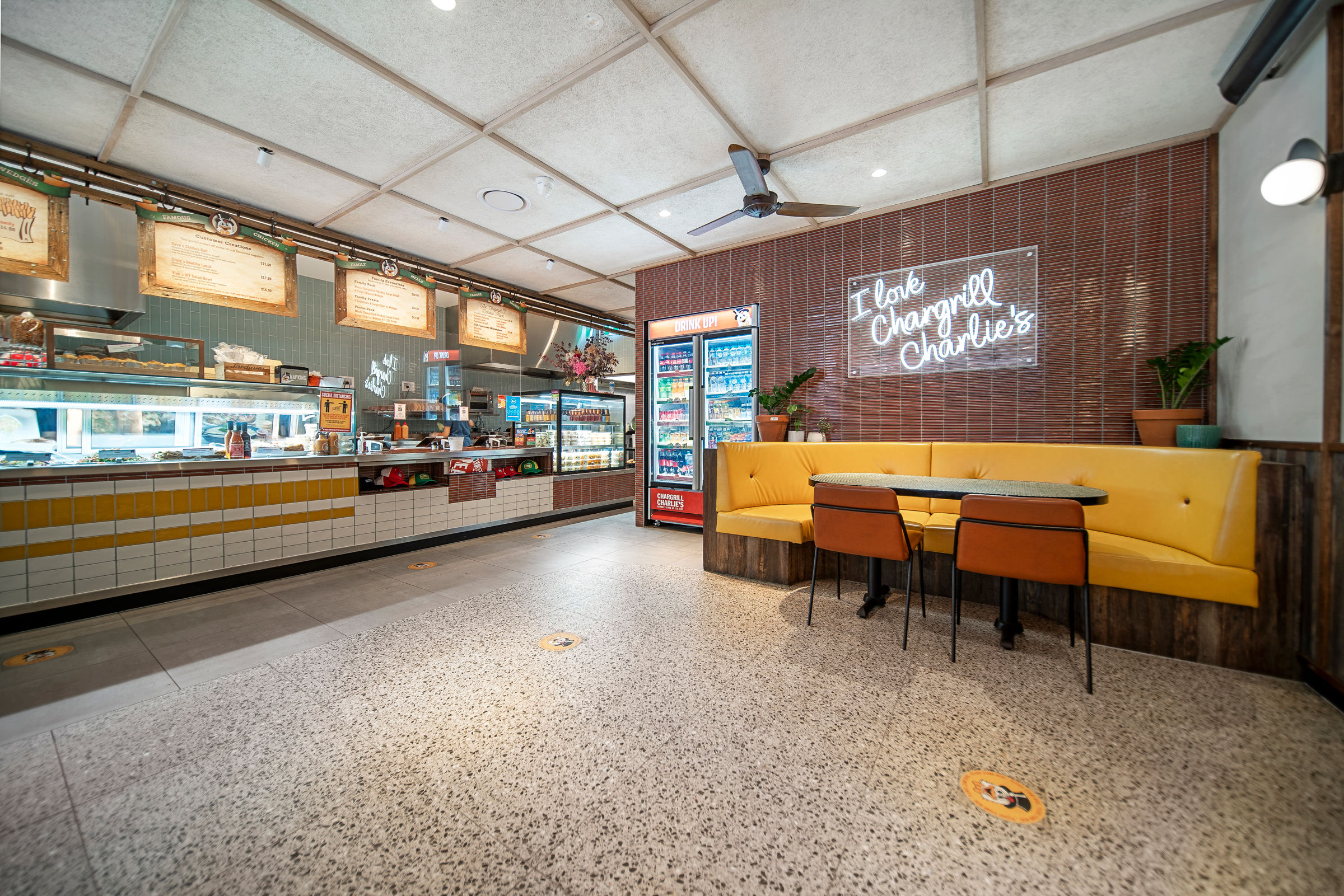 Chargrill Charlie's Dee Why 매장 인테리어 공사