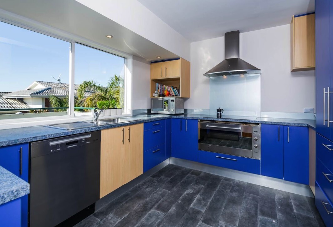 Glenfield Residential Interior Reconfiguration to Expand Living Space