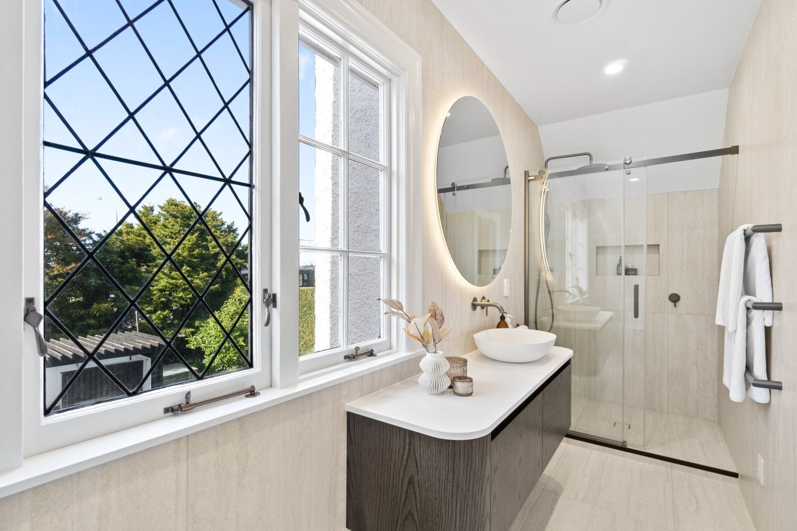 Epsom Owens Road 全屋翻新
