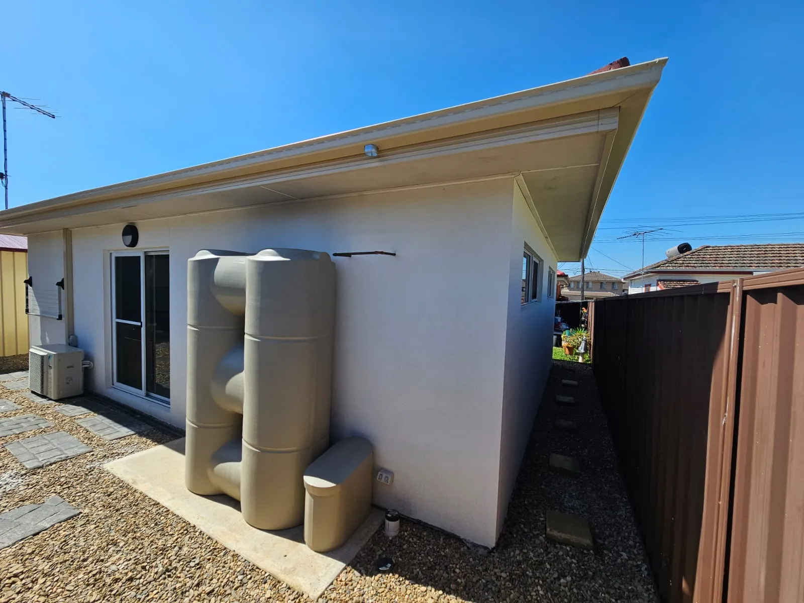 مشروع مكتمل لكوخ (Granny Flat) بغرفتي نوم في Fairfield