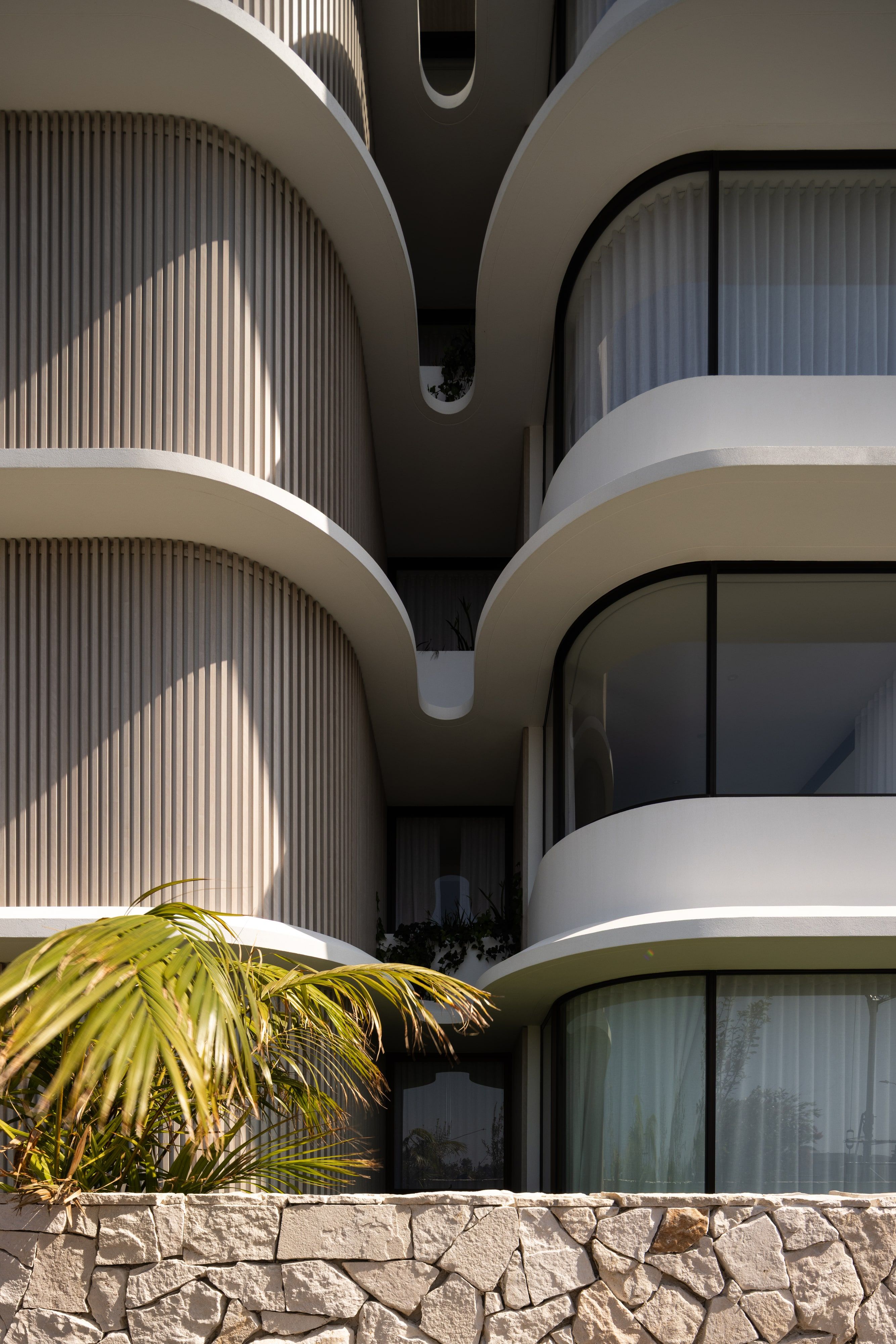 Solstice: Cronulla Waterfront Boutique Apartments