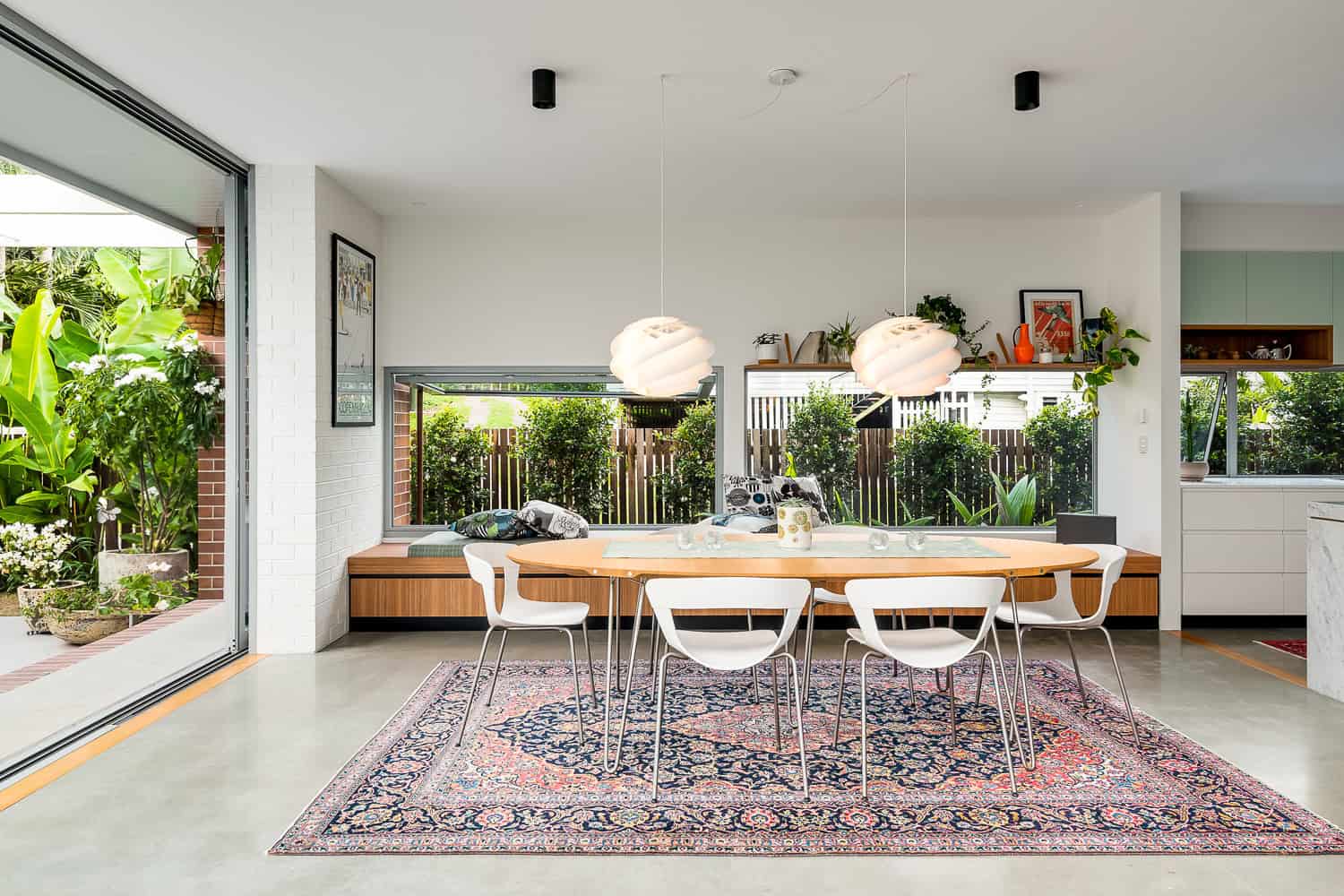 Nhà mới phong cách Midcentury Modern tại Auchenflower