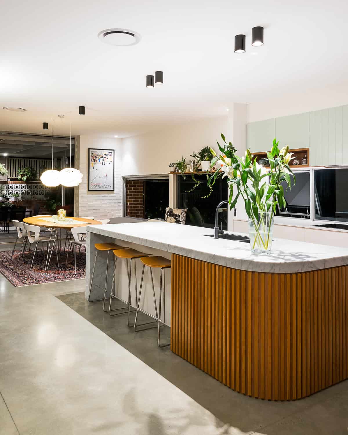 Nhà mới phong cách Midcentury Modern tại Auchenflower