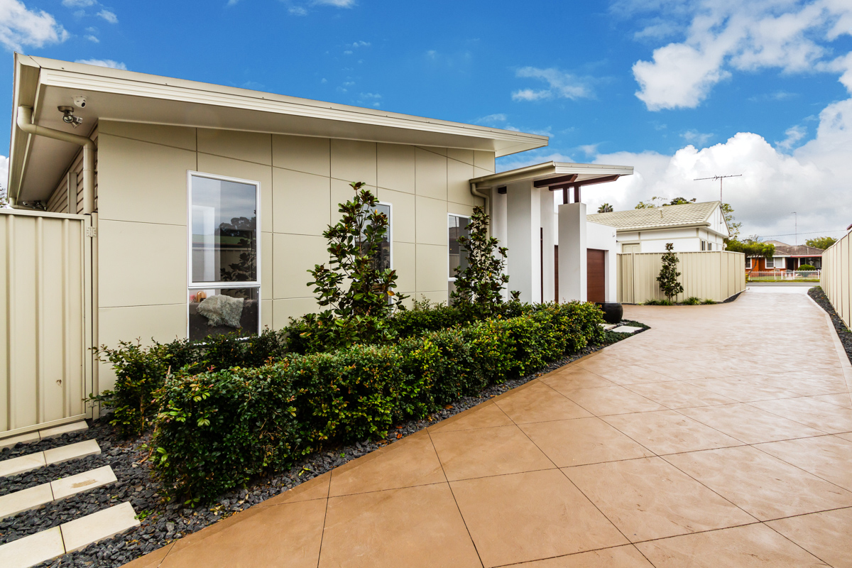 Colyton Modern Style Backyard Cottage
