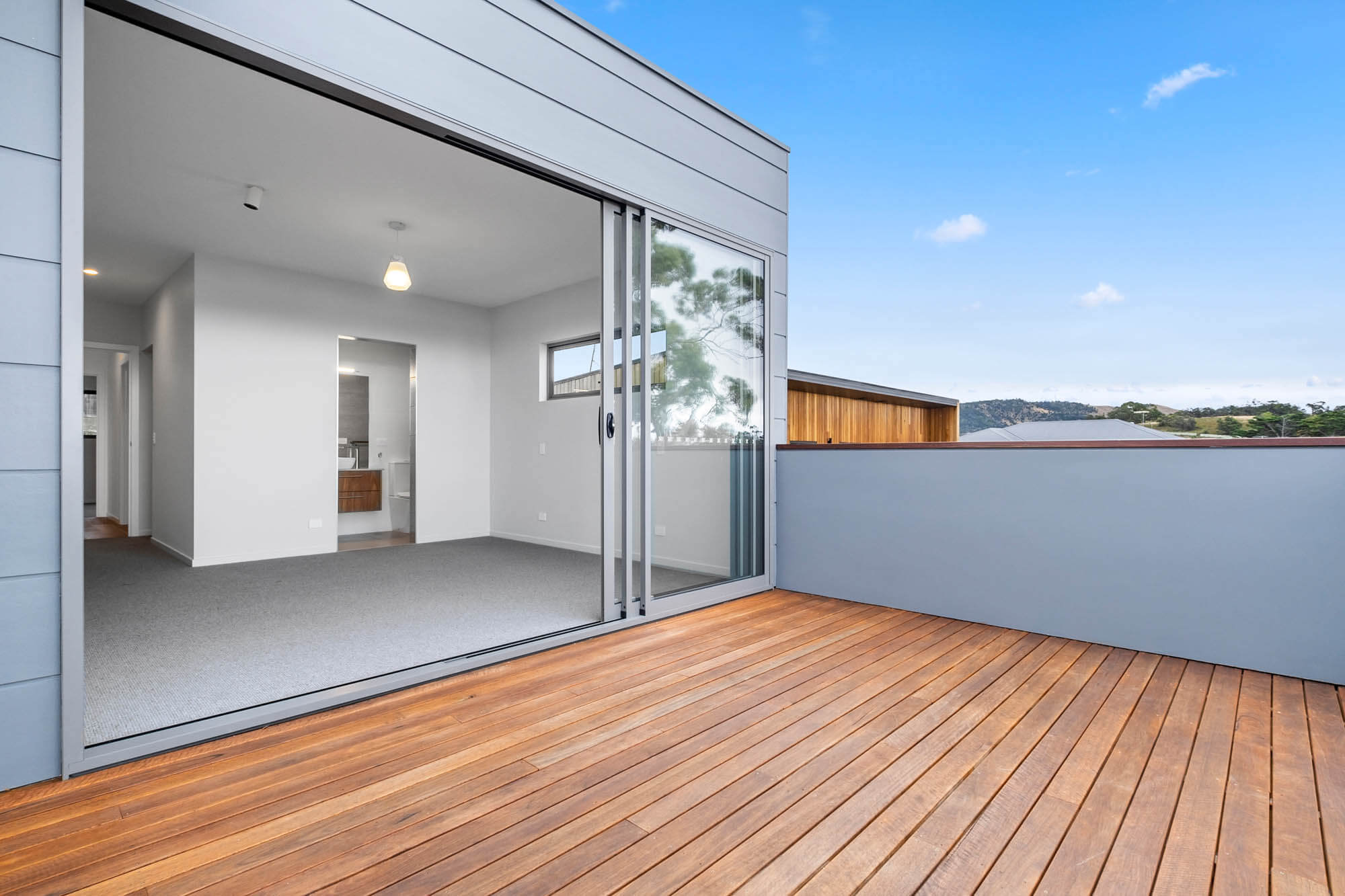 Midway Point Waterfront Landscape Residence