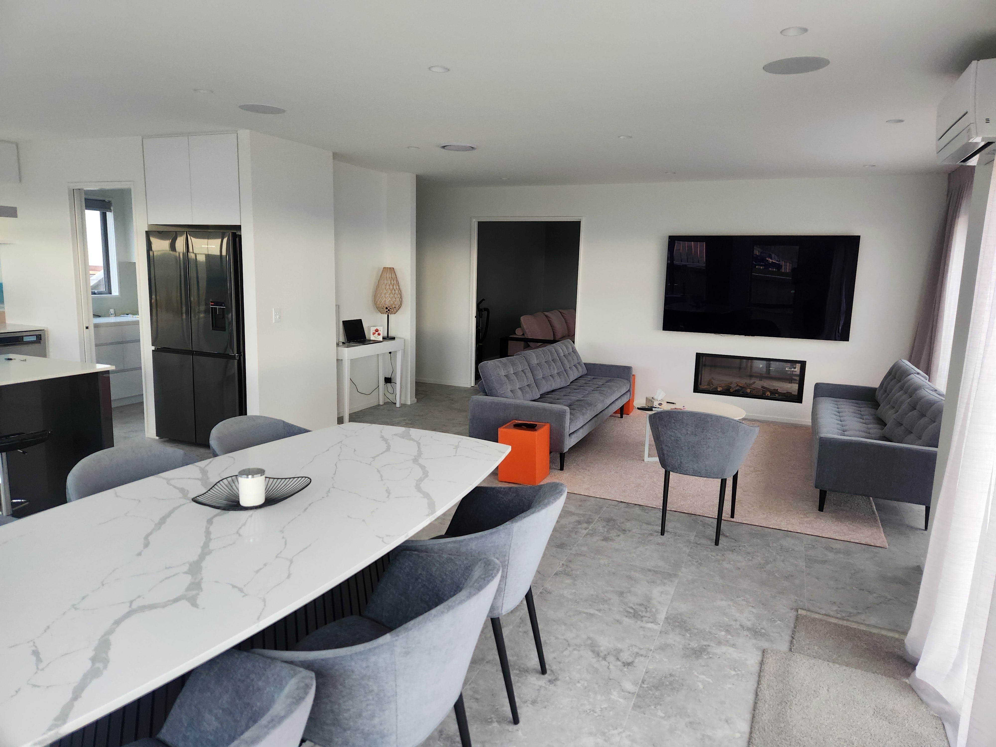 Cracroft Hillside New Residence Construction