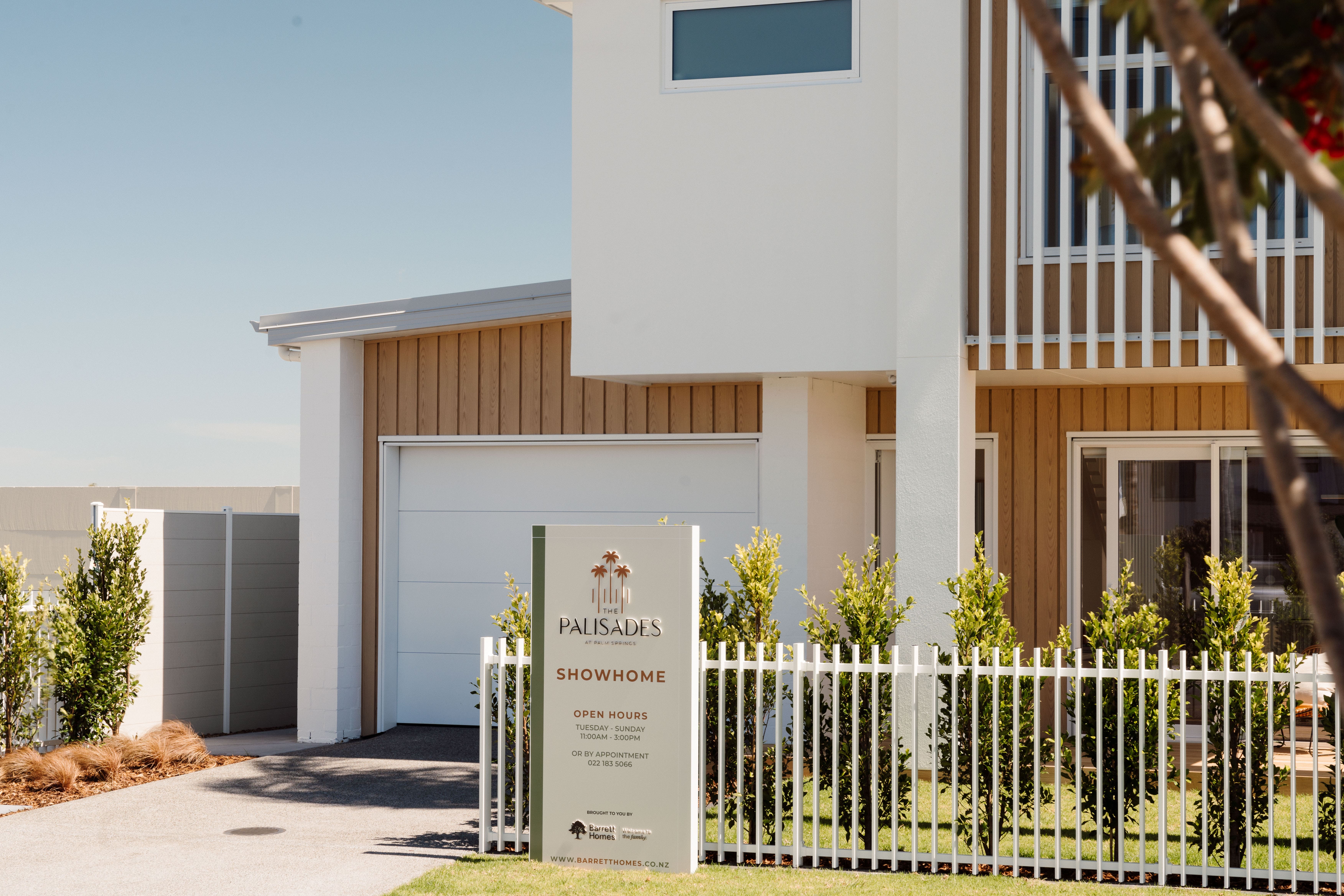 Palm Springs Style Display Home, Pāpāmoa Beach