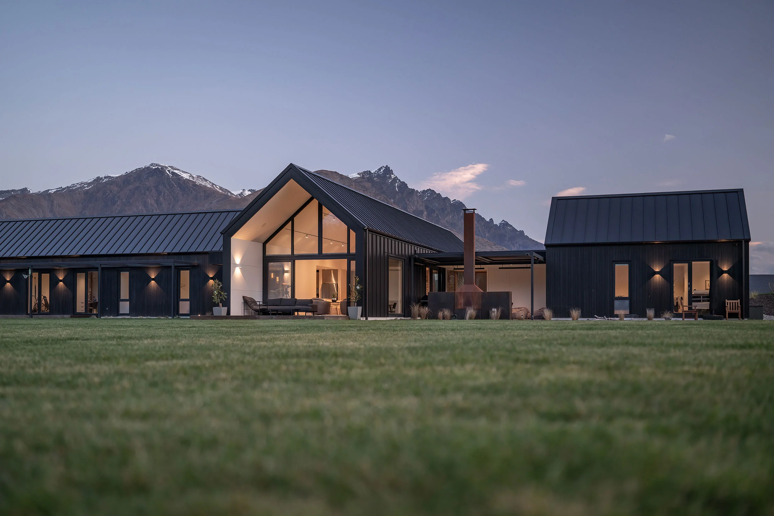 Queenstown T-shaped Passive Solar Residence