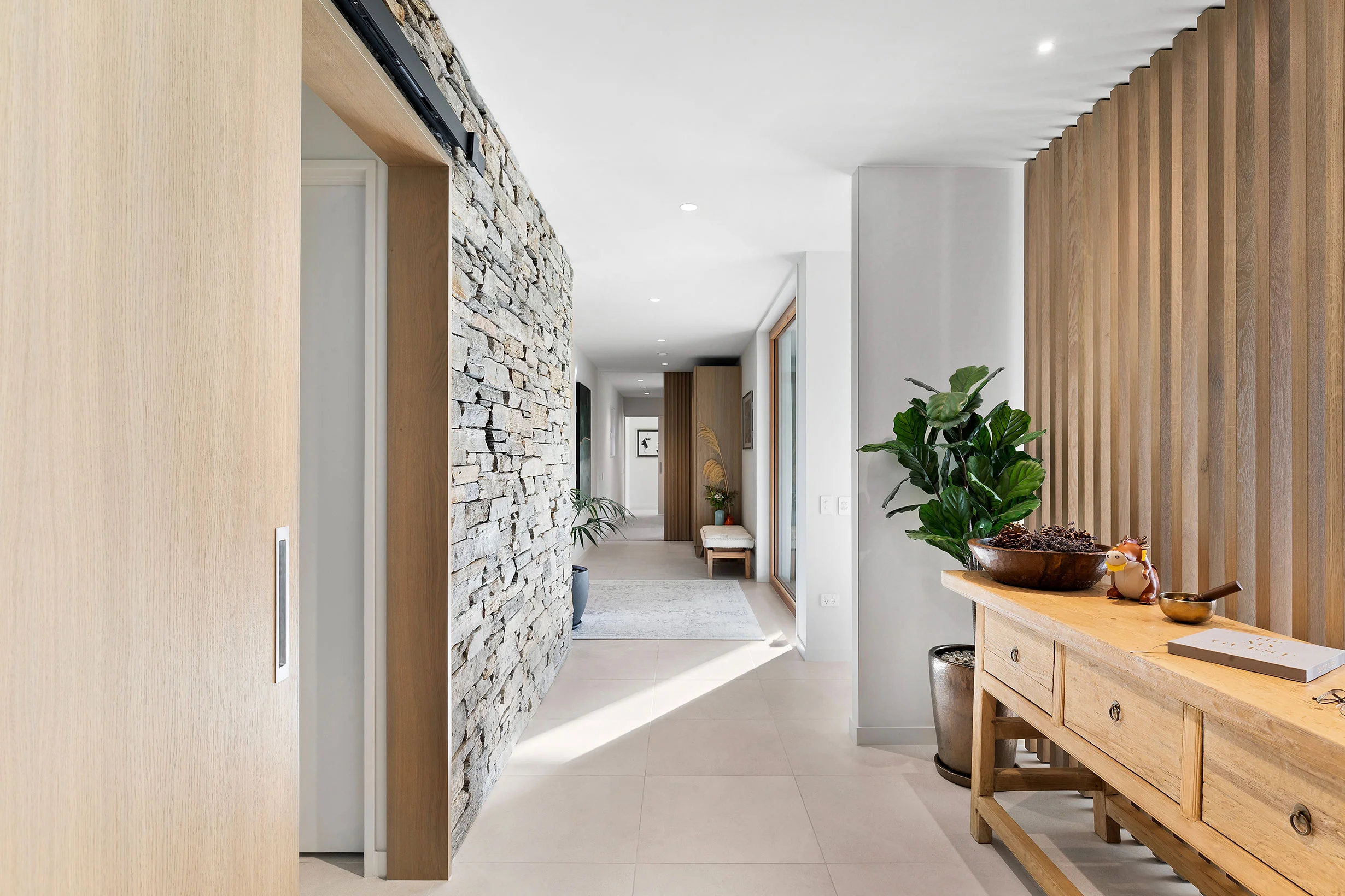 Queenstown T-shaped Passive Solar Residence