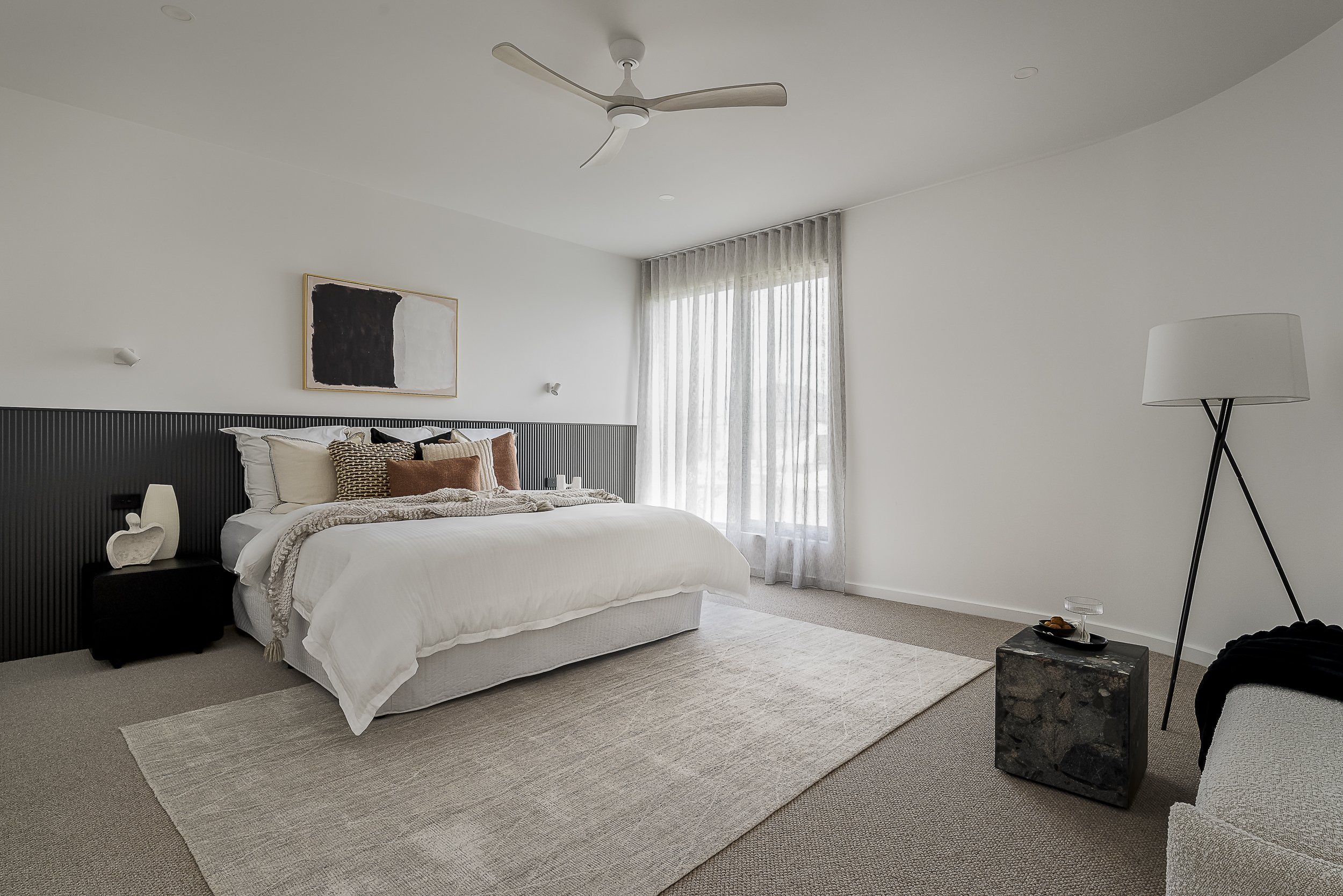 Moama Custom Home with Curved Facade