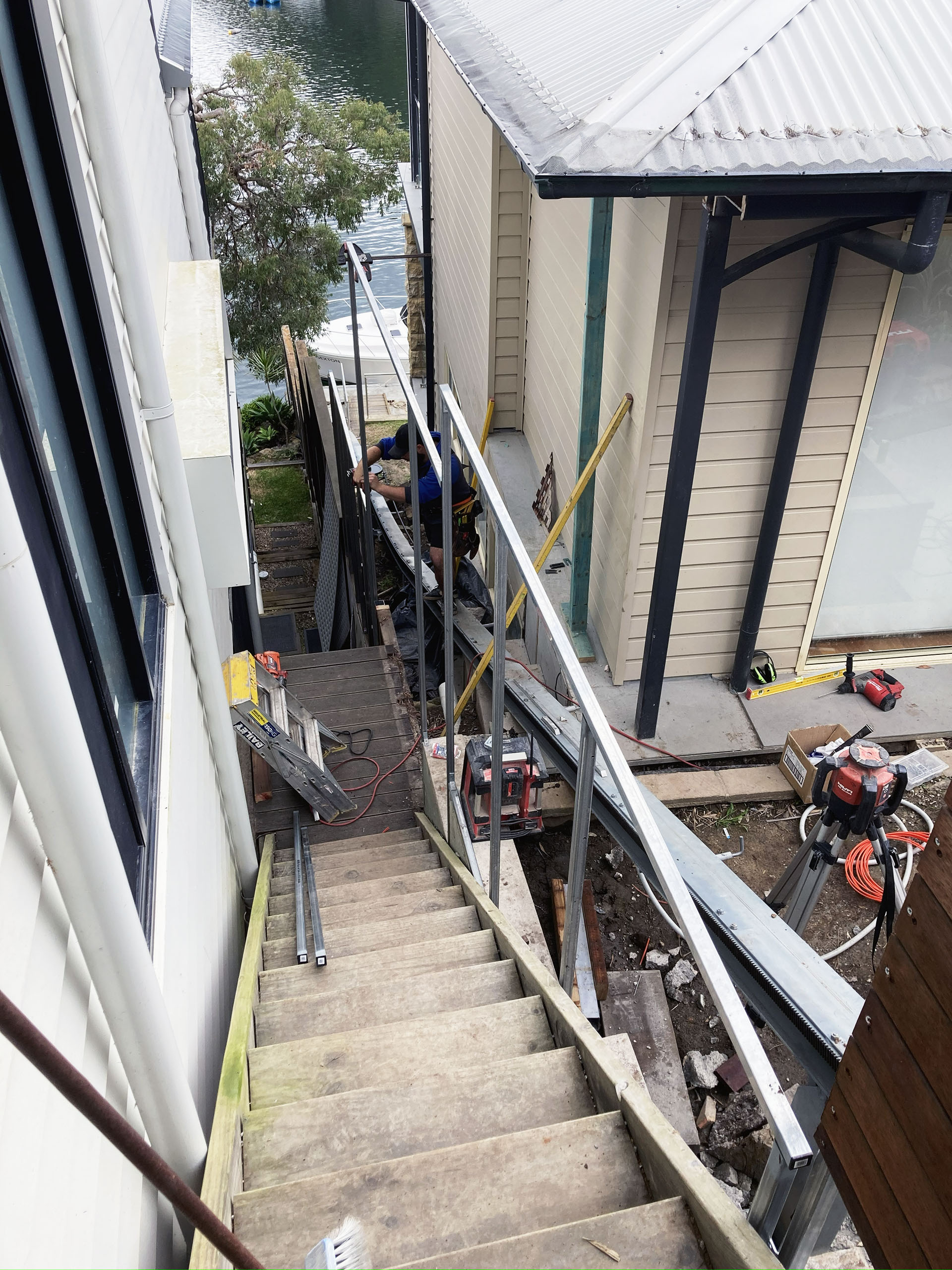 Cottage Point Inclined Lift Installation and Structural Modification