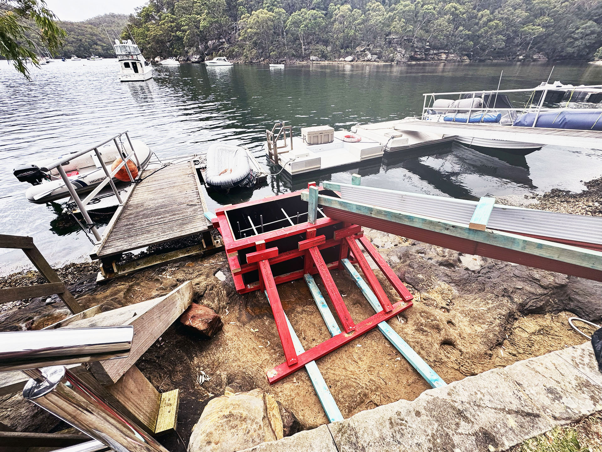 Cottage Point 水岸浮橋基礎工程
