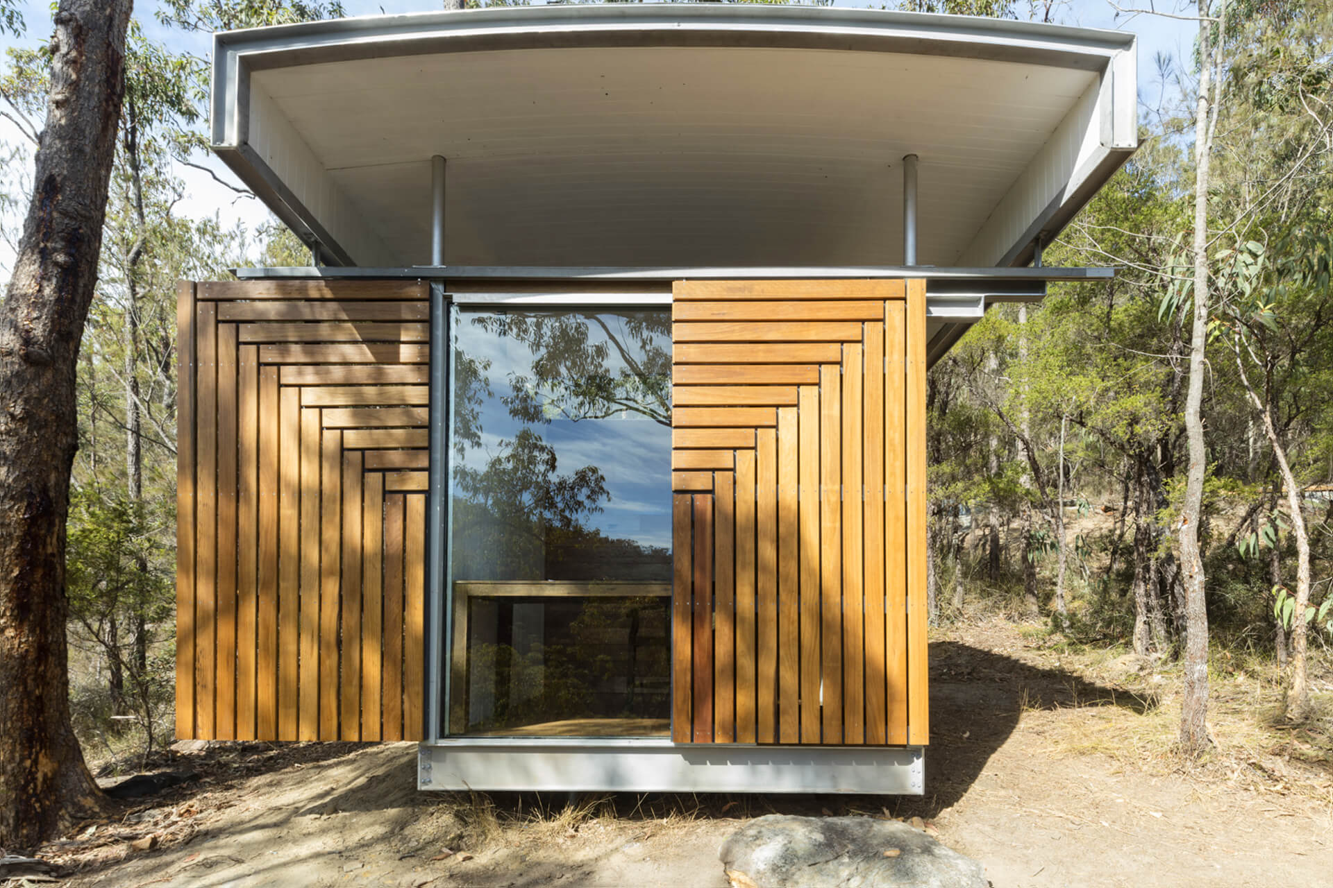 Outback Office: Mt White Recycled Materials Prefab Building