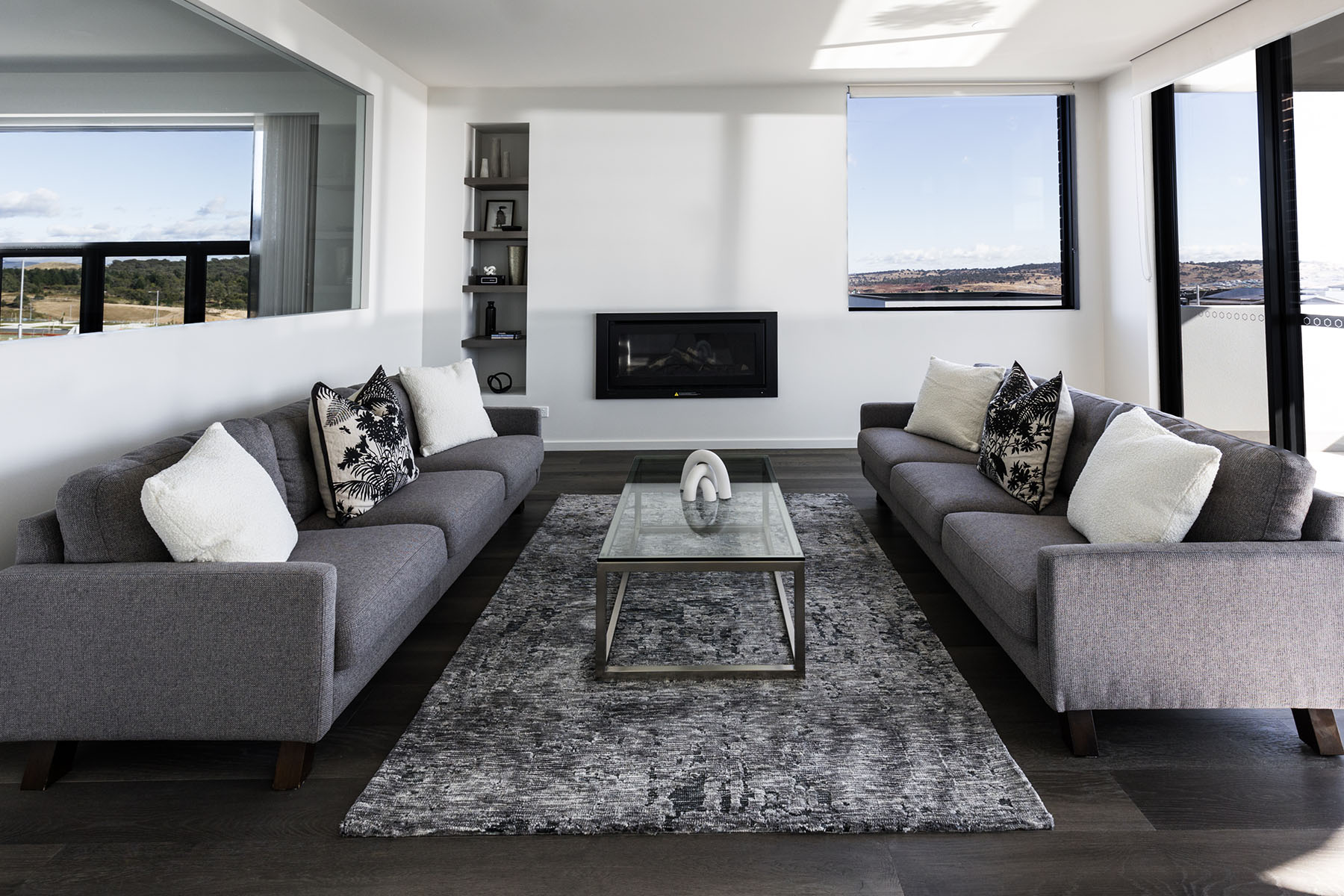 Como: Denman Prospect Curved Design Display Home