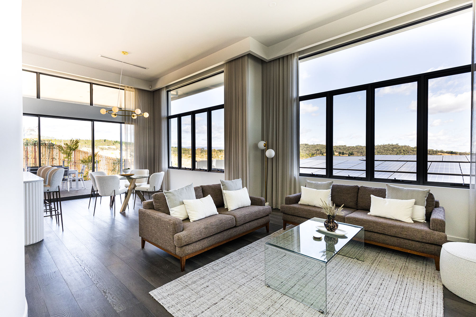 Como: Denman Prospect Curved Design Display Home