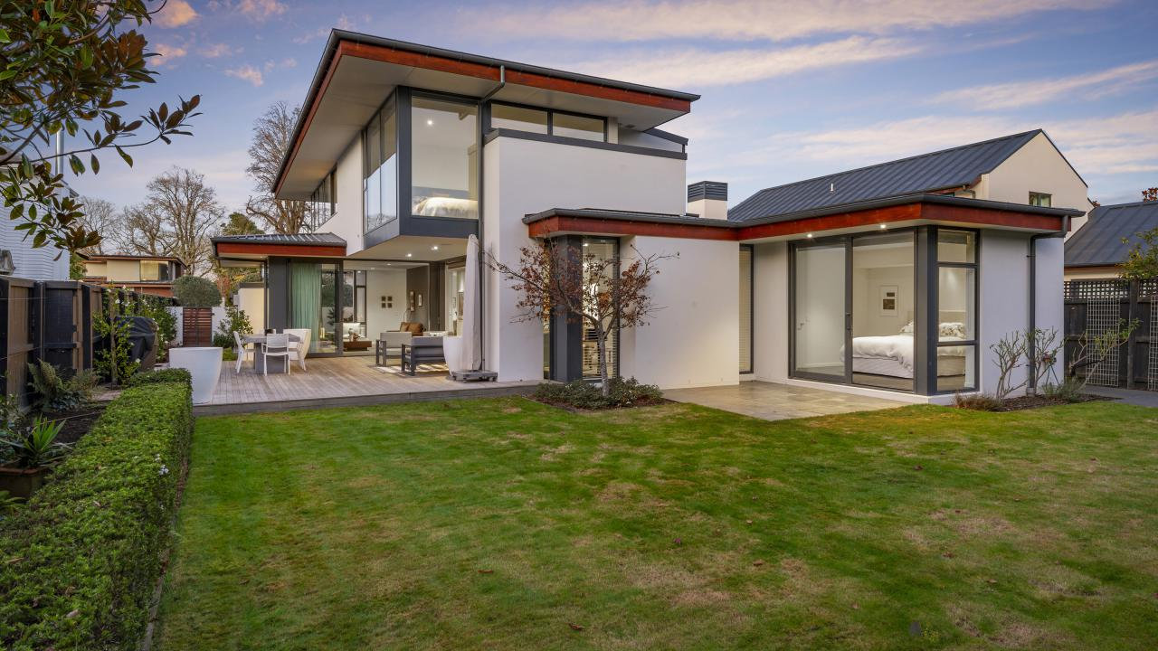 Strowan House