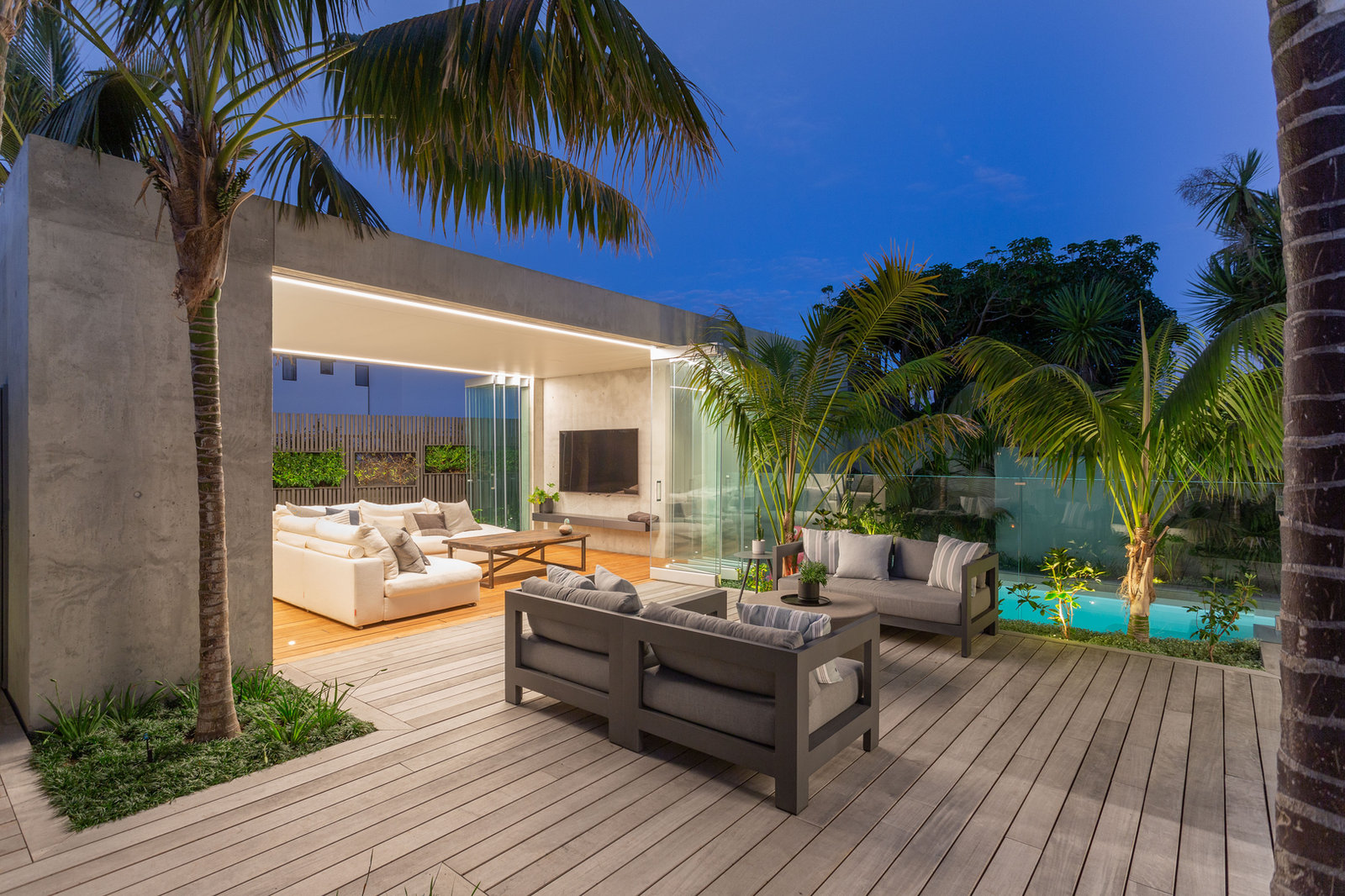 Mount Maunganui Large Residential Renovation and Pool House