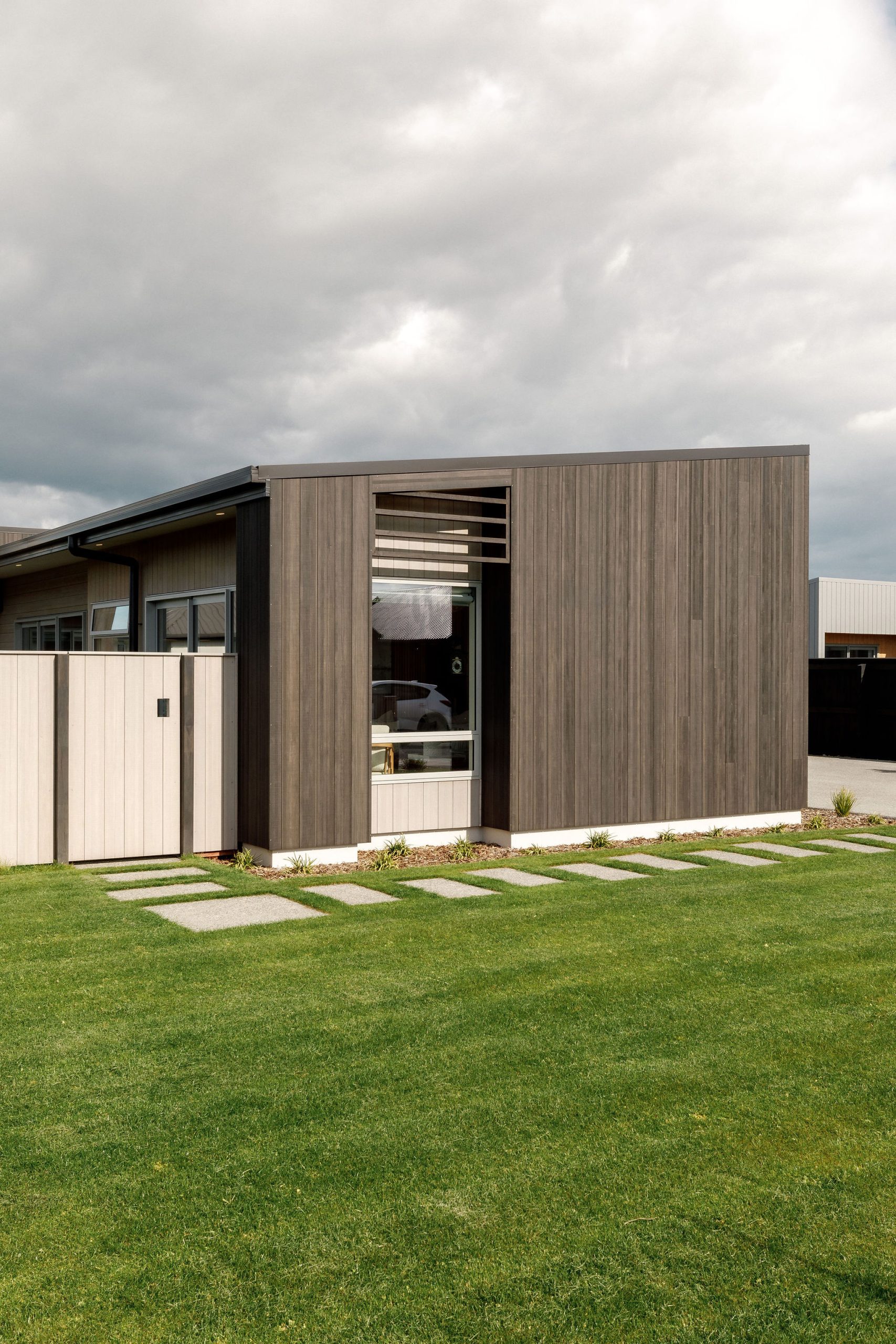 Kenzo Project: Modern New Home at Mapua Inlets